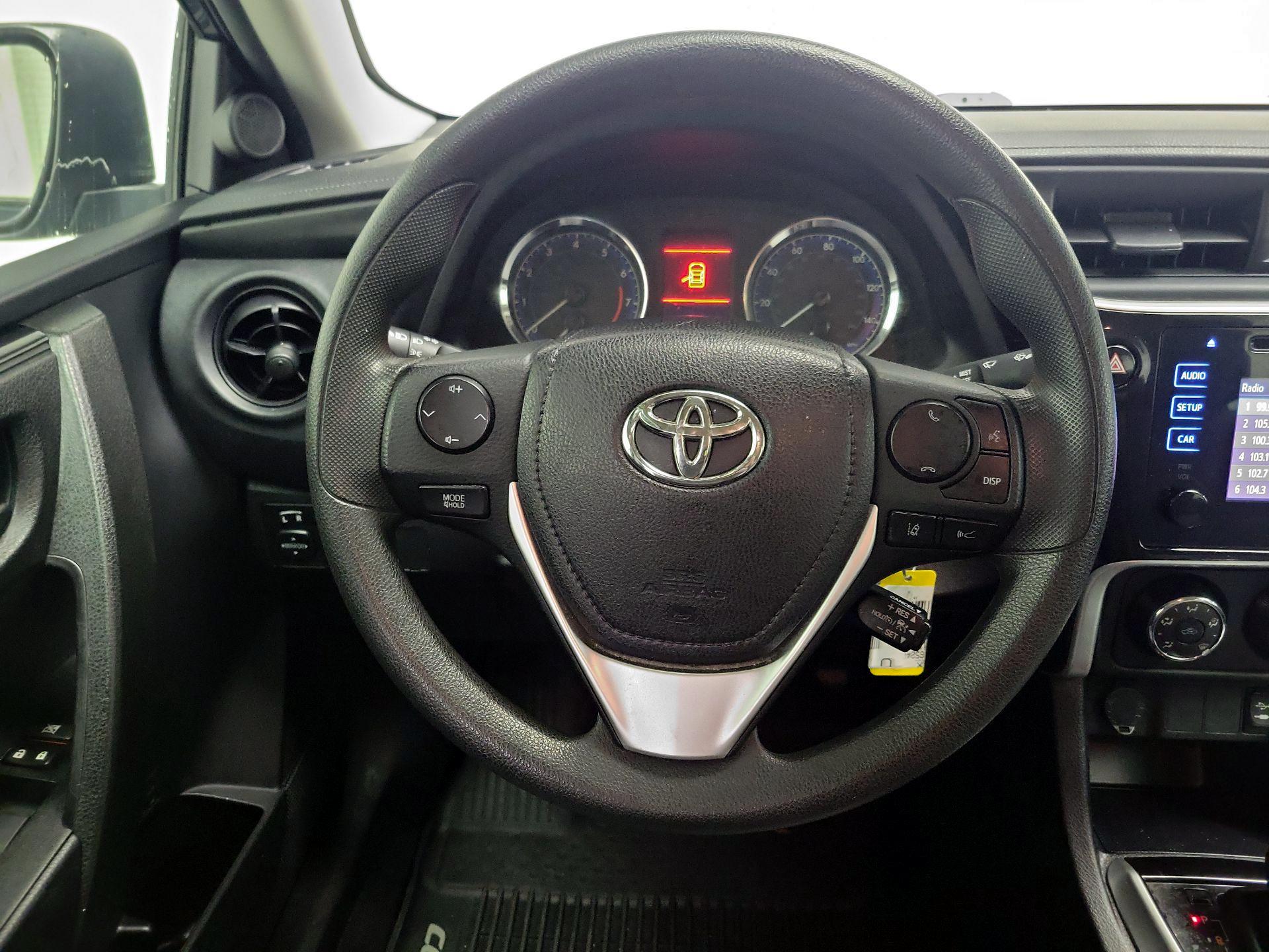 Thumbnail: 2019 Toyota Corolla - 10