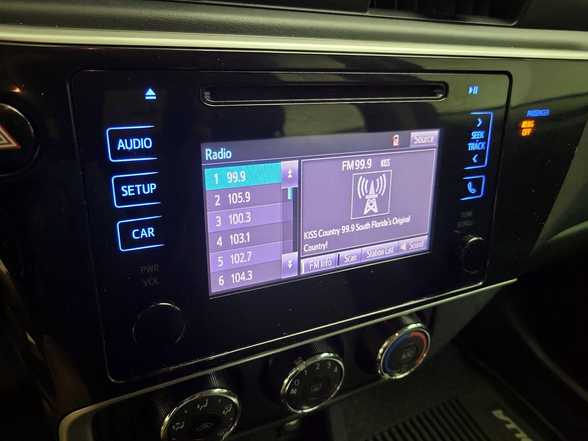 Thumbnail: 2019 Toyota Corolla - 15