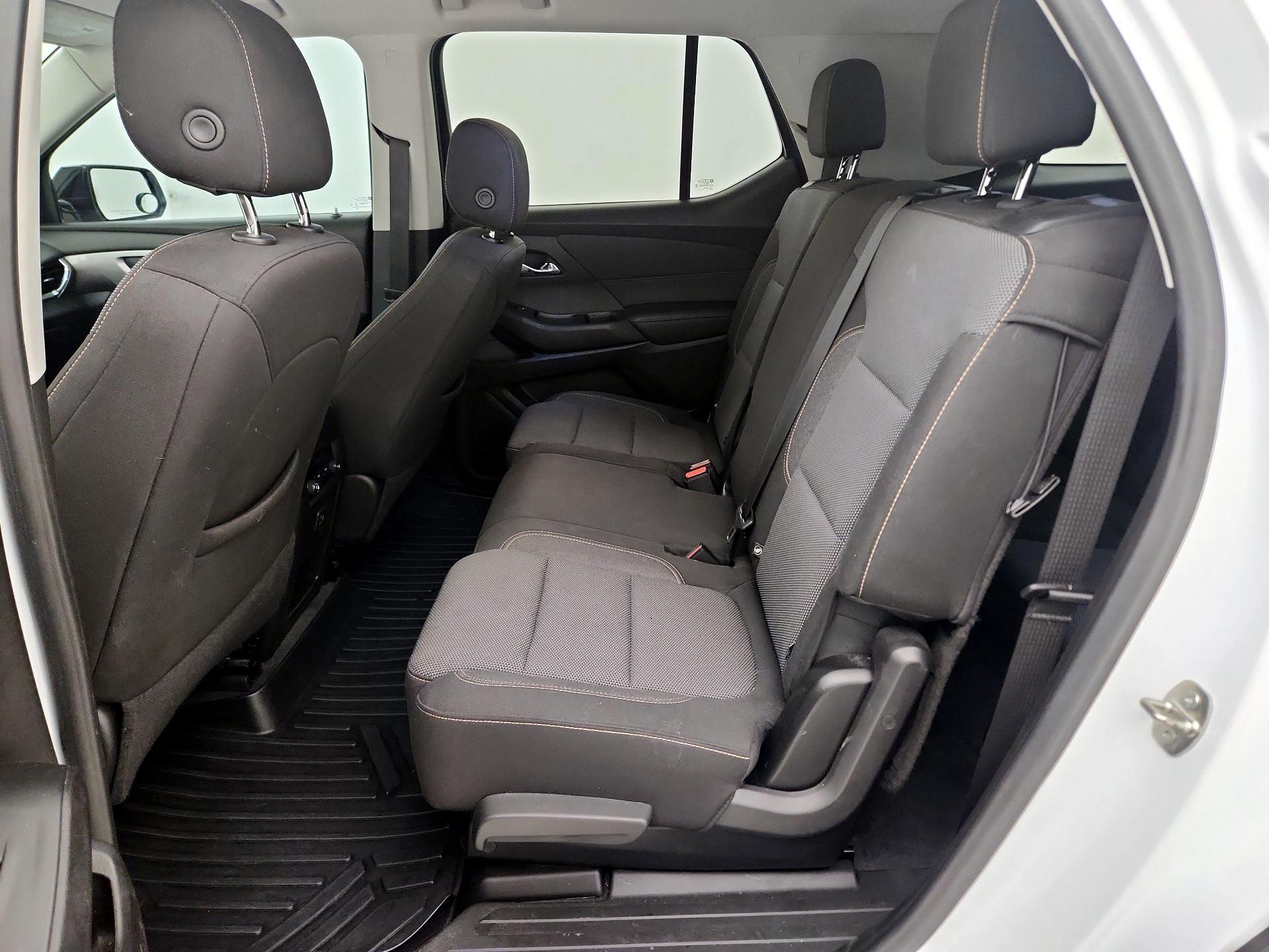 Thumbnail: 2021 Chevrolet Traverse - 19