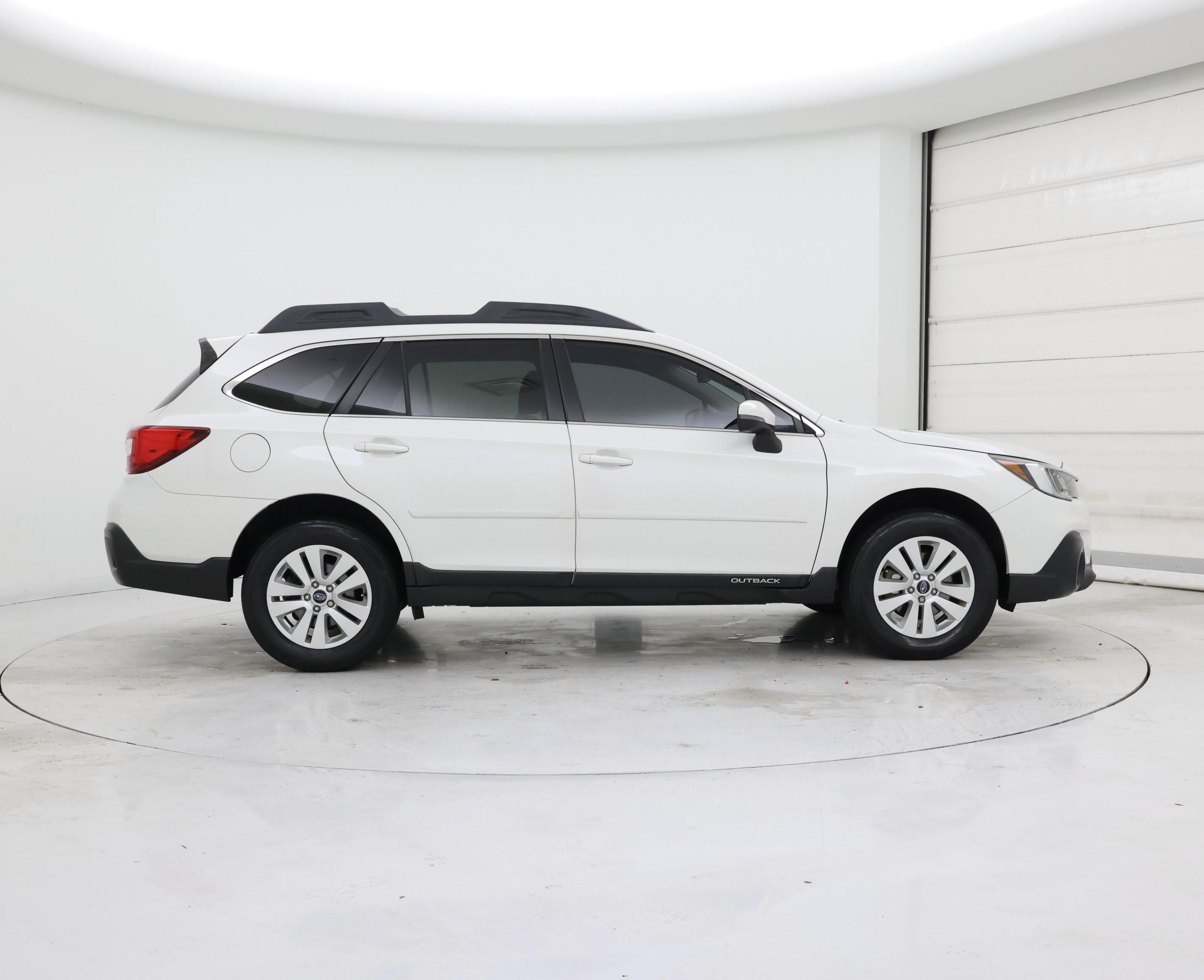 Thumbnail: 2019 Subaru Outback - 7