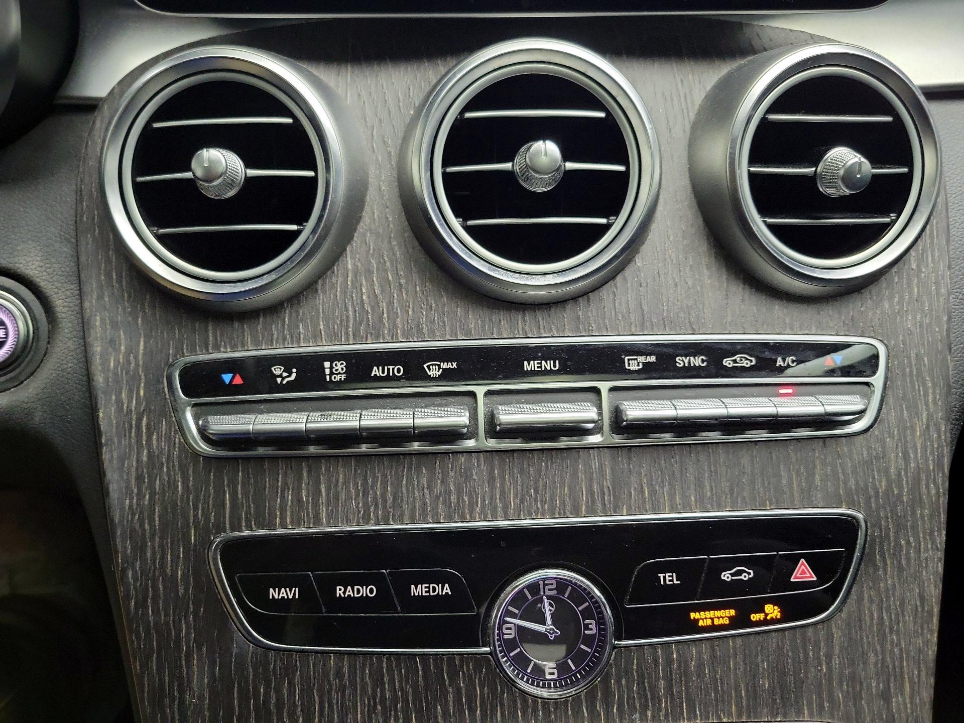 Thumbnail: 2019 Mercedes-Benz C-Class - 16