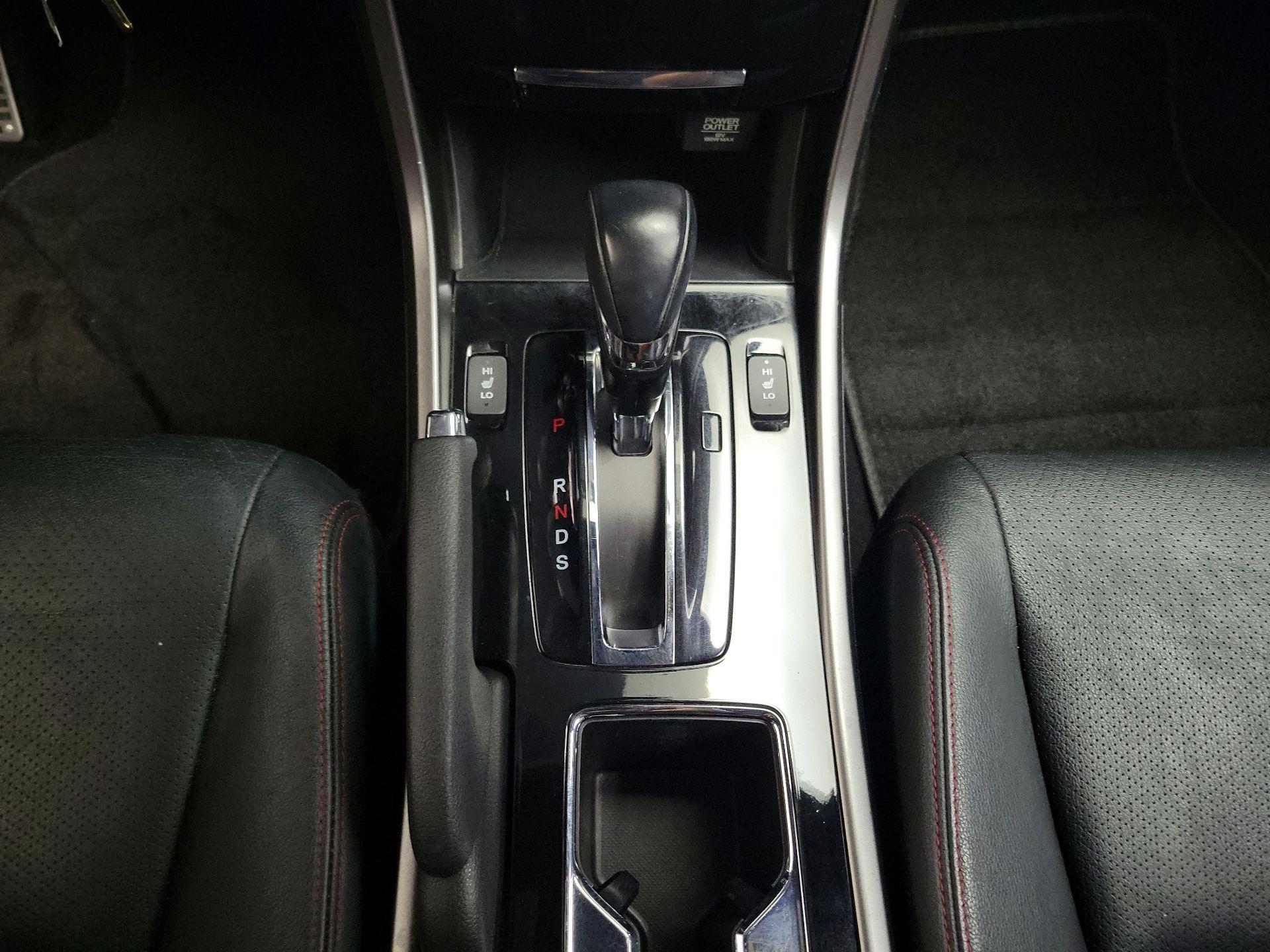 Thumbnail: 2017 Honda Accord - 17