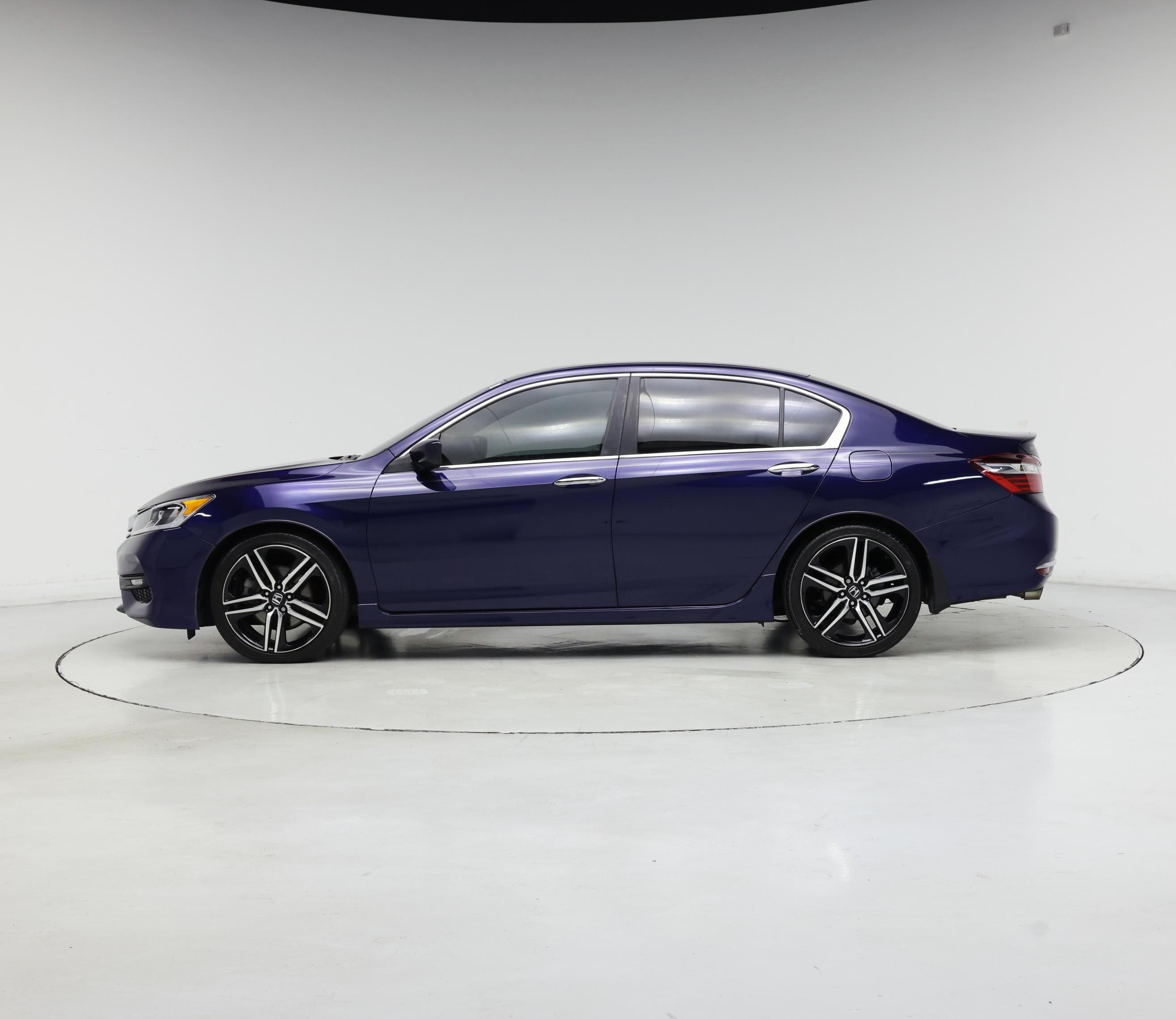Thumbnail: 2017 Honda Accord - 3