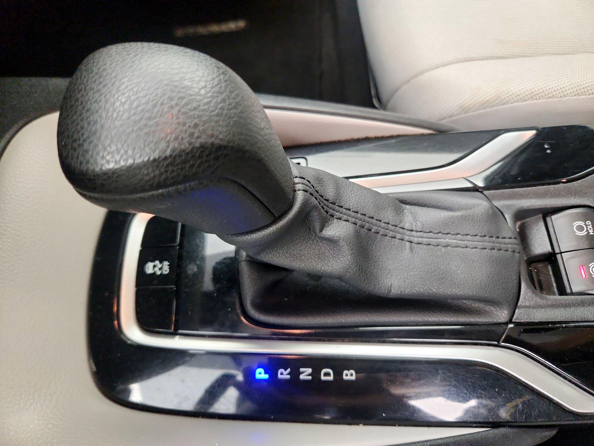 Thumbnail: 2020 Toyota Corolla - 17