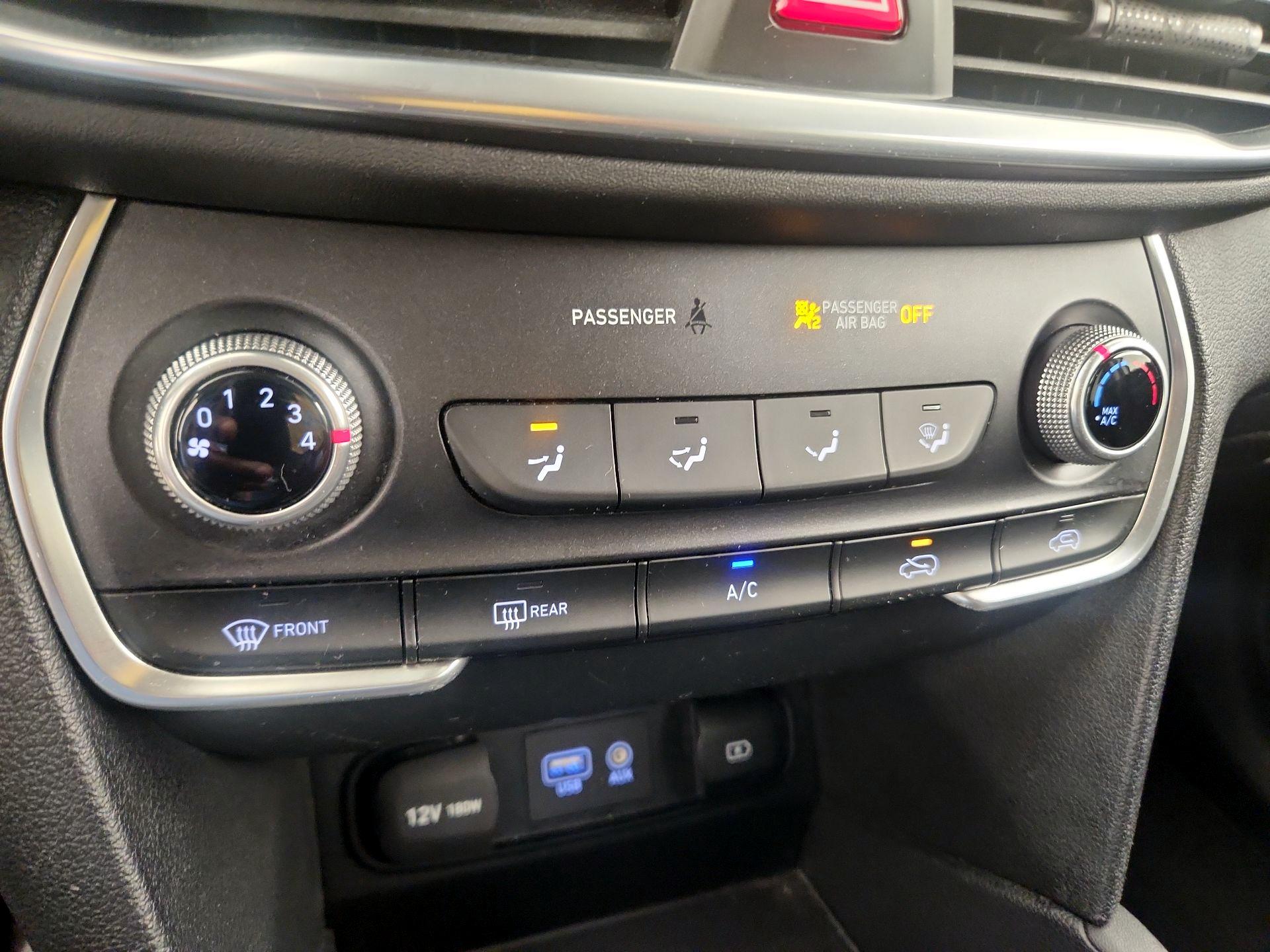 Thumbnail: 2019 Hyundai Santa Fe - 16