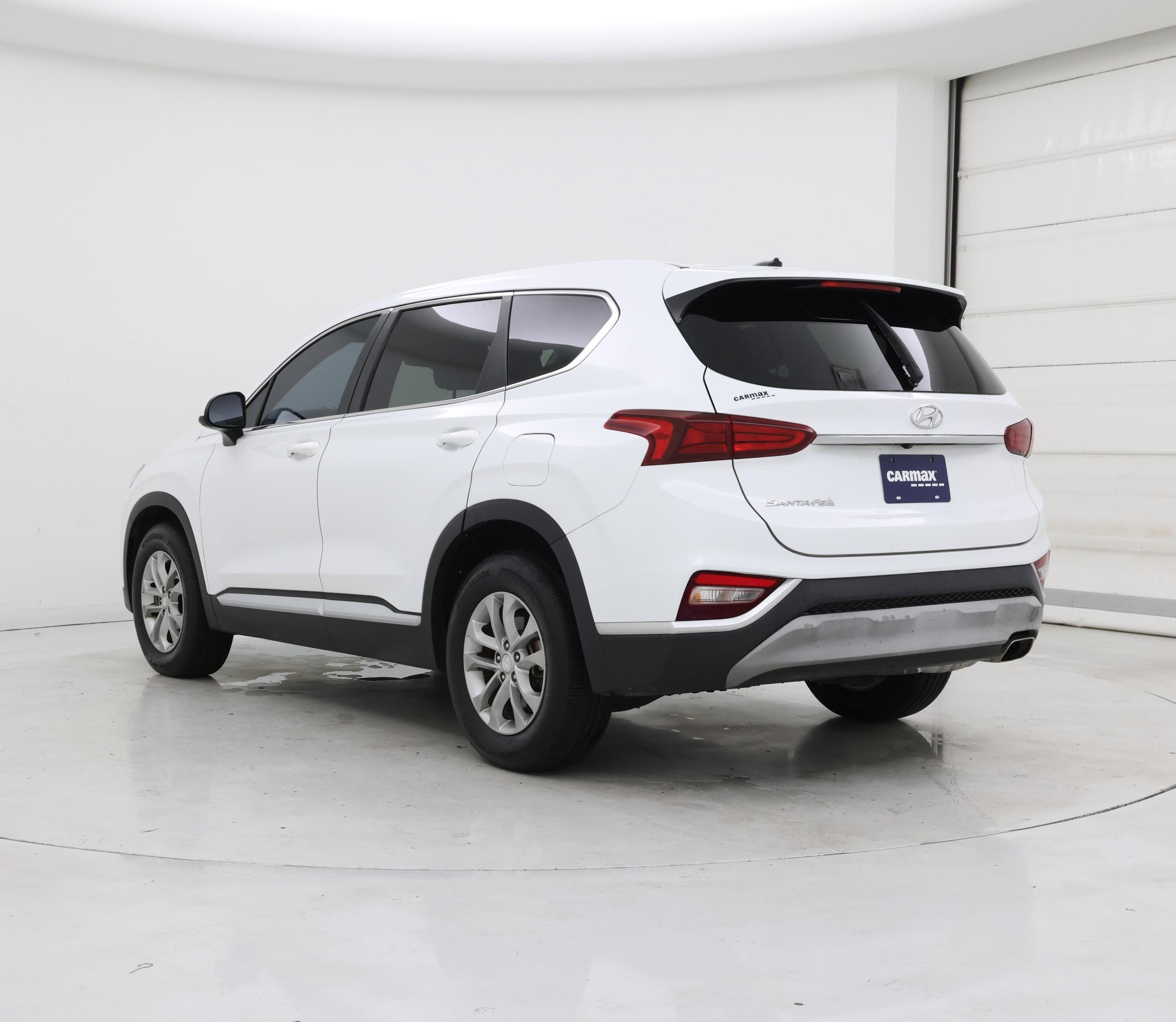 Thumbnail: 2019 Hyundai Santa Fe - 2