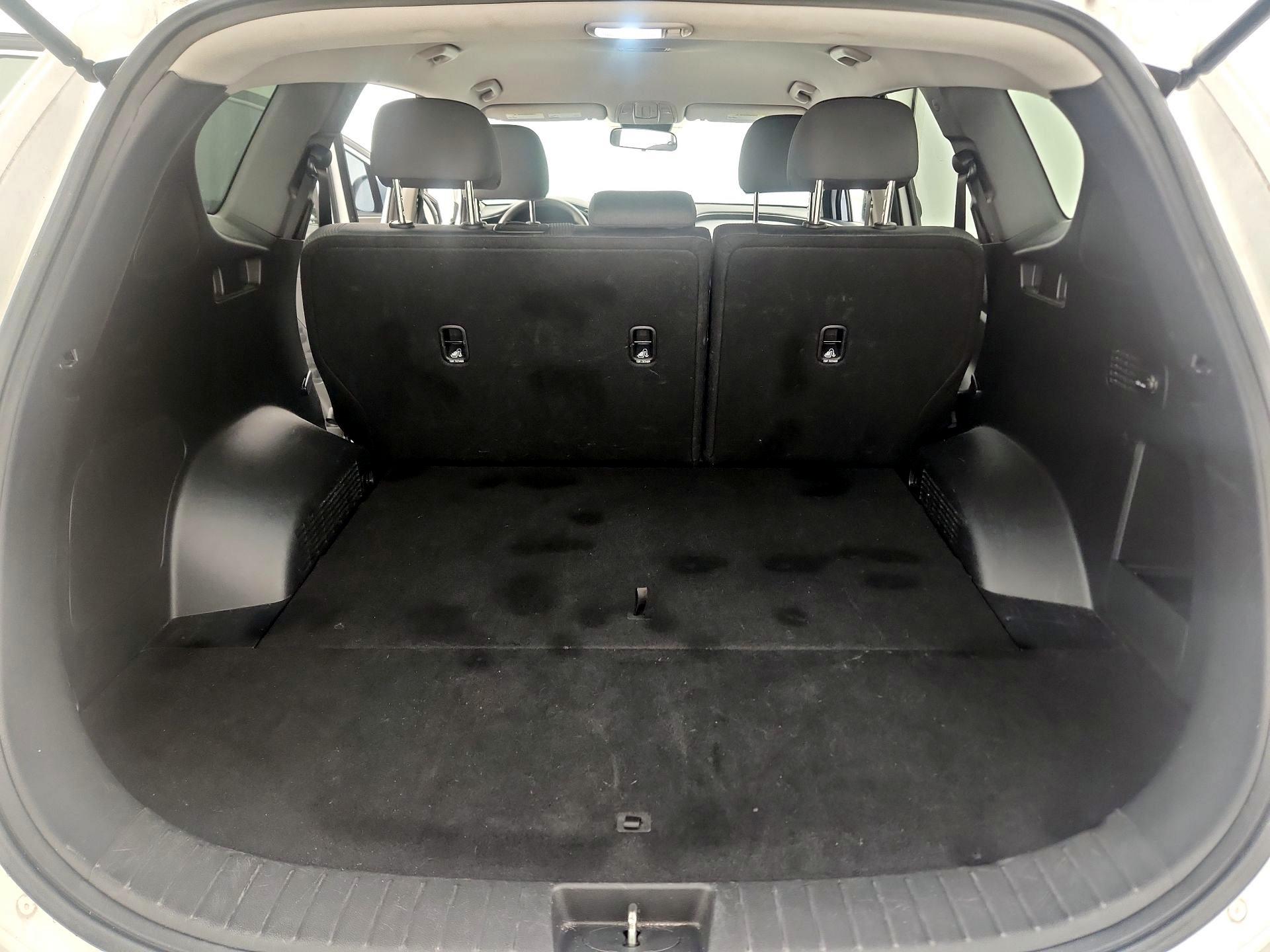 Thumbnail: 2019 Hyundai Santa Fe - 20