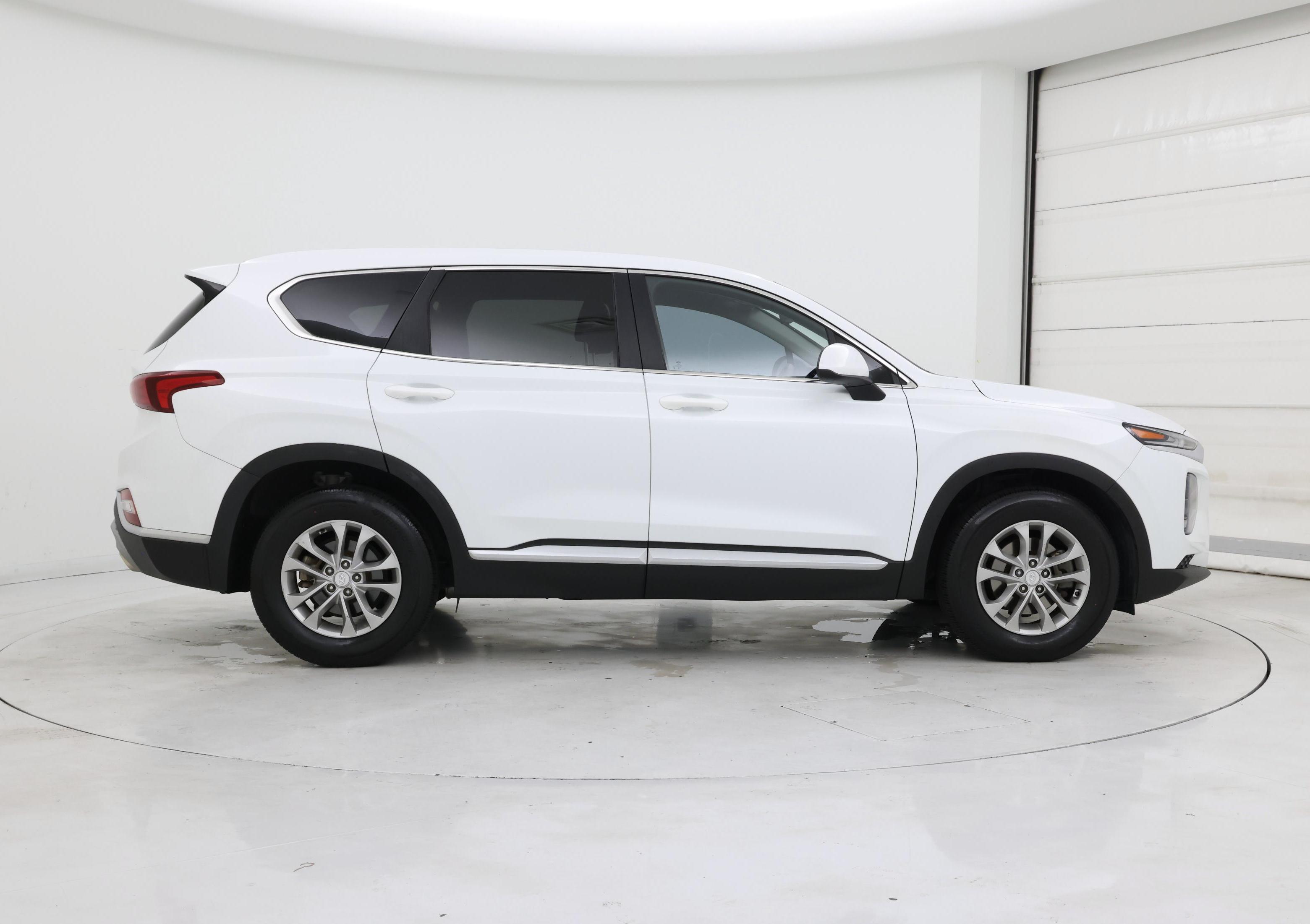 Thumbnail: 2019 Hyundai Santa Fe - 7