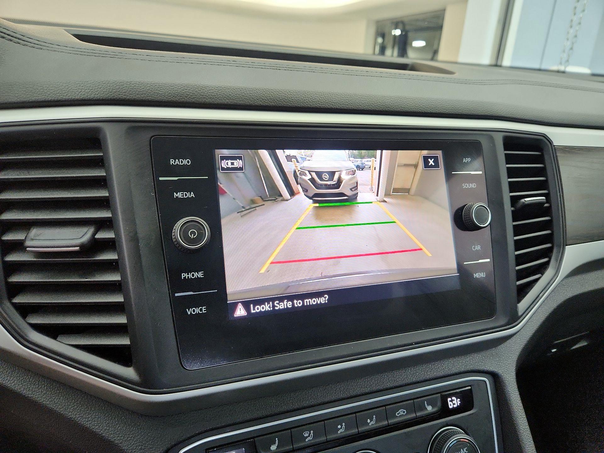 Thumbnail: 2021 Volkswagen Atlas - 14