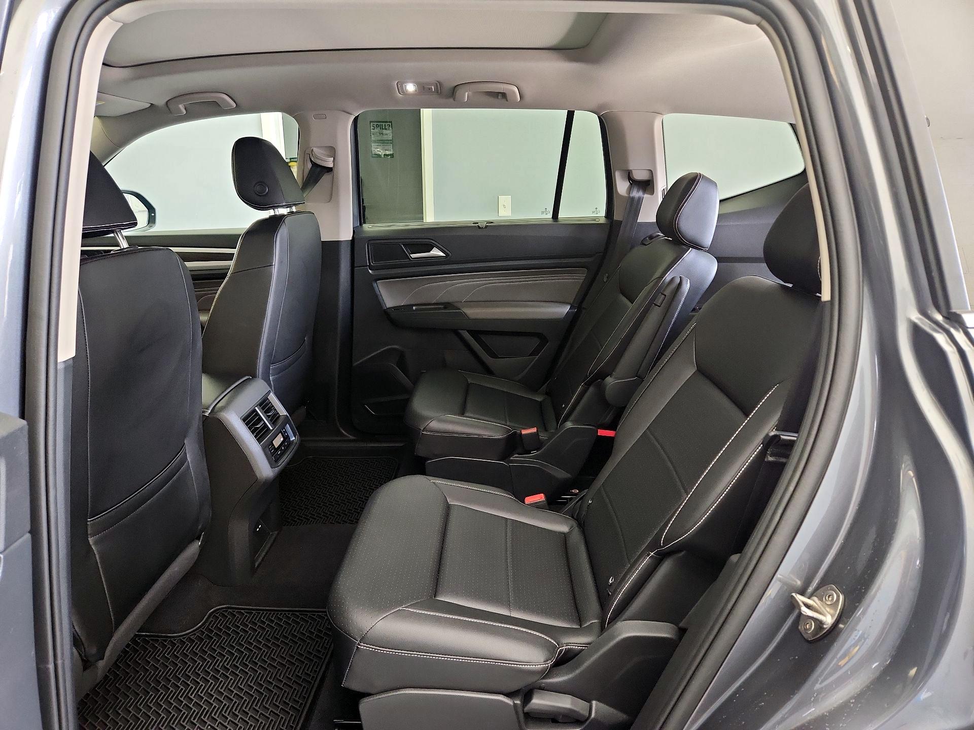Thumbnail: 2021 Volkswagen Atlas - 20