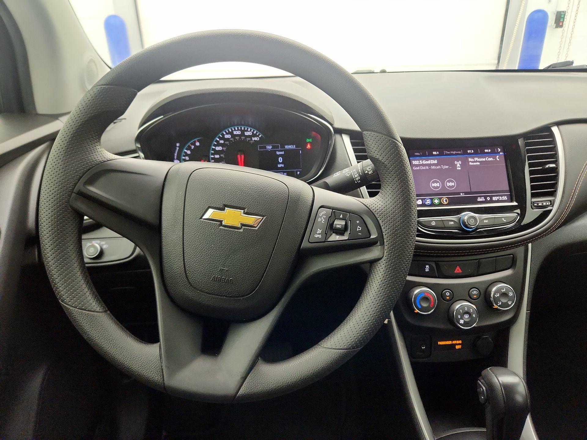 Thumbnail: 2021 Chevrolet Trax - 10