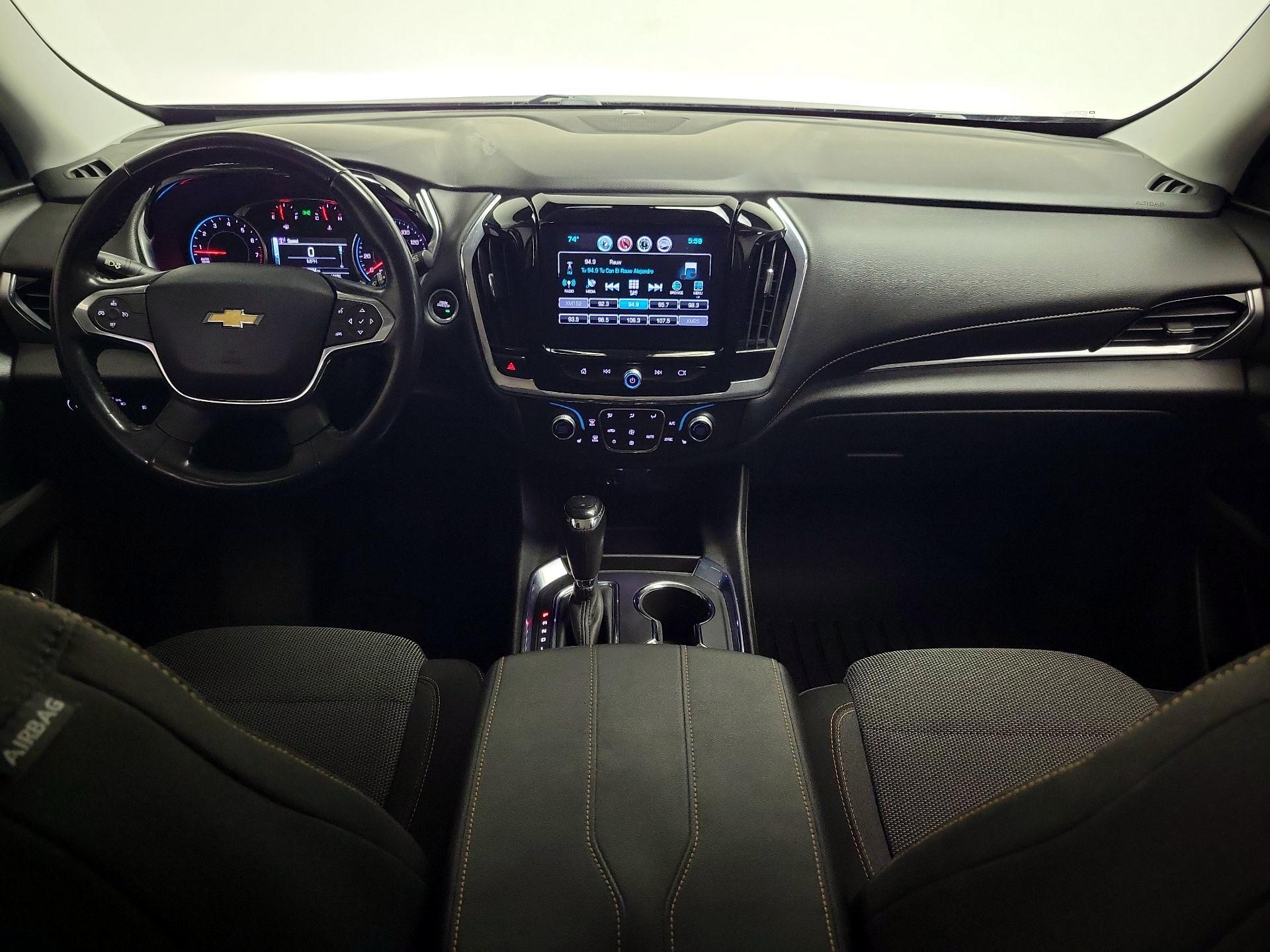 Thumbnail: 2018 Chevrolet Traverse - 9