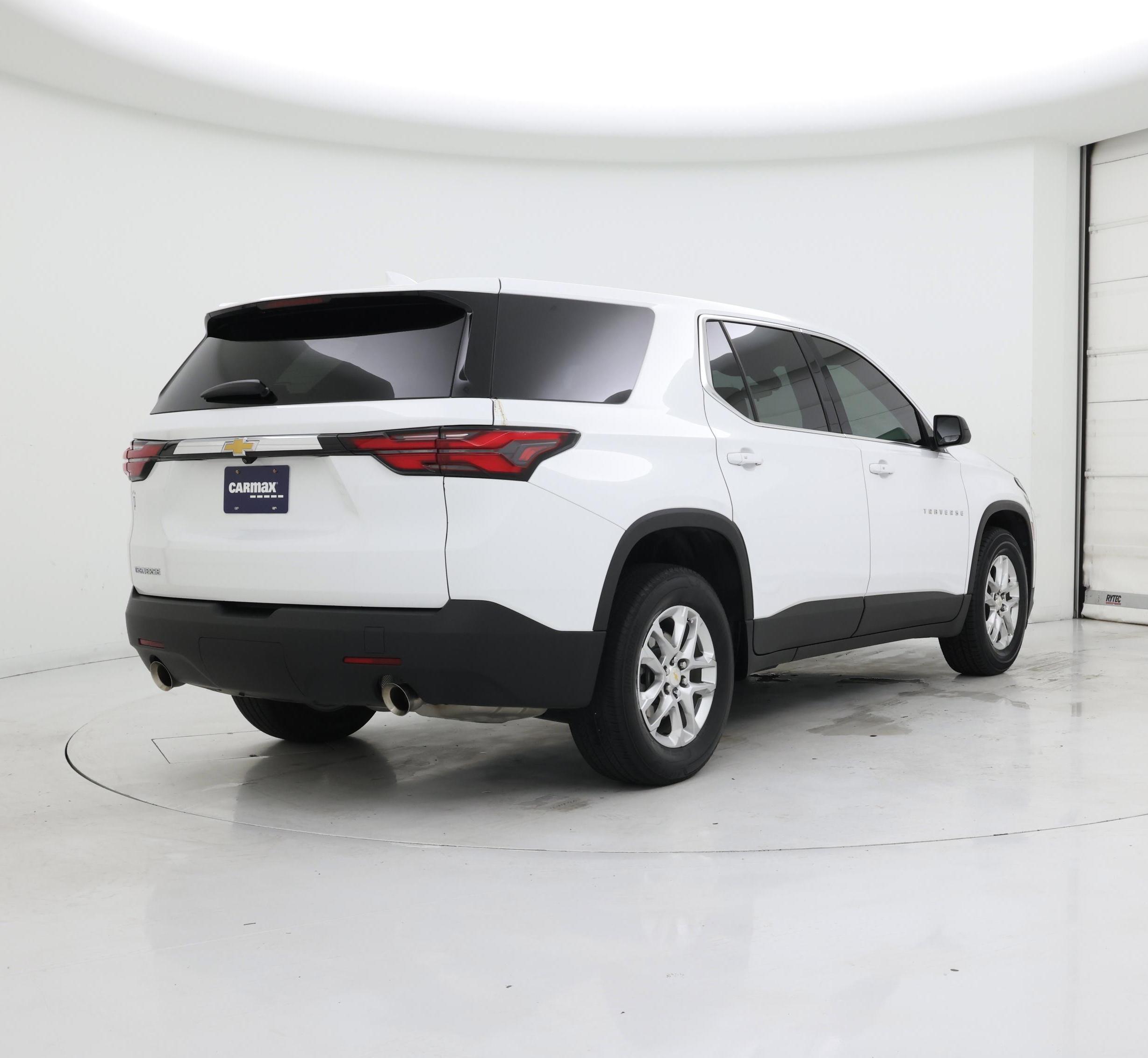 Thumbnail: 2023 Chevrolet Traverse - 8