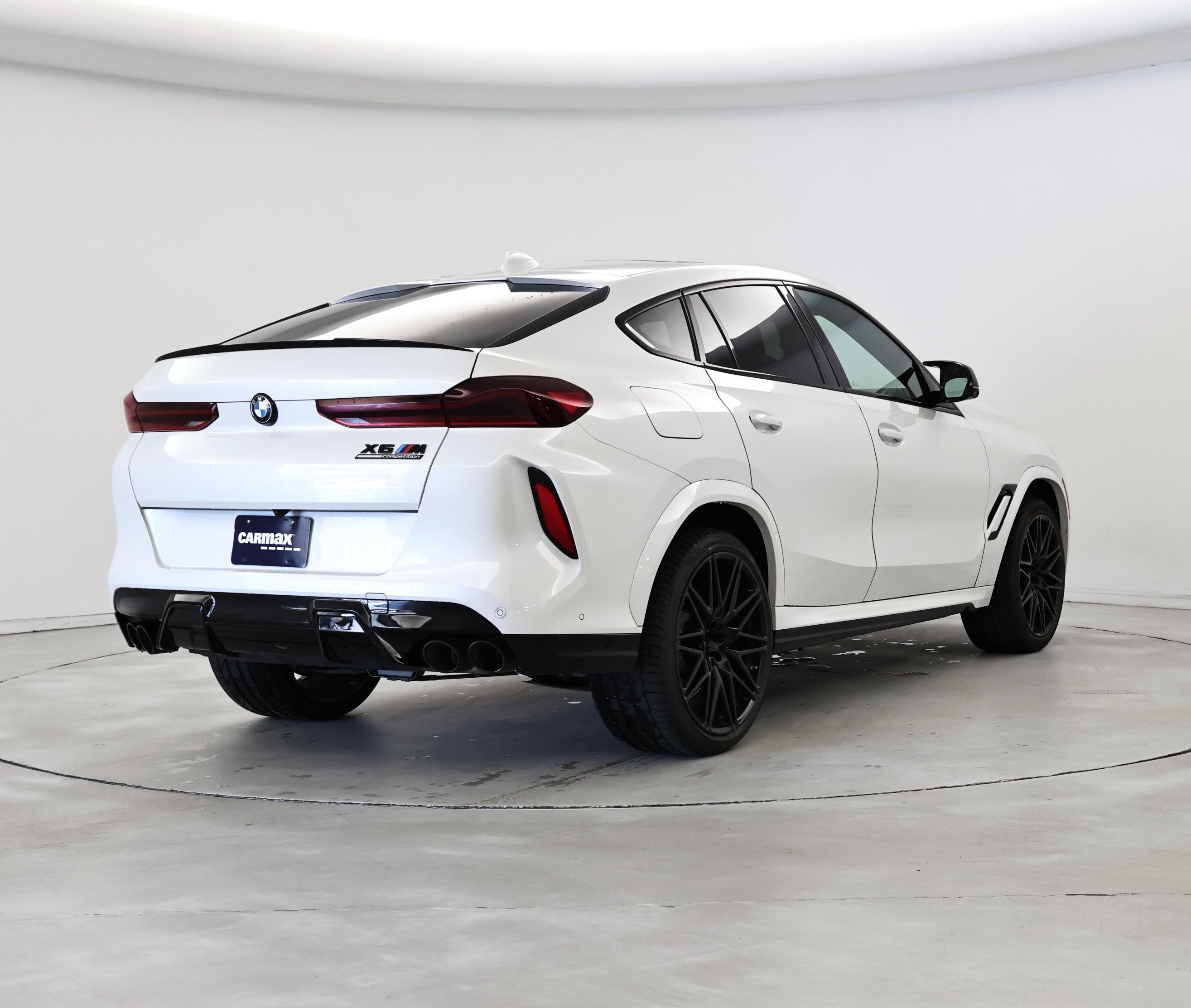 Thumbnail: 2022 BMW X6 - 8