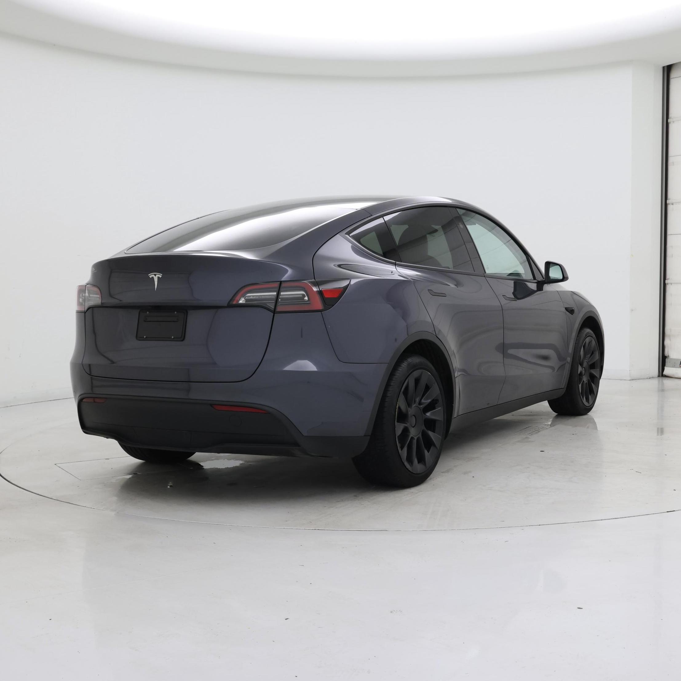 Thumbnail: 2023 Tesla Model Y - 8