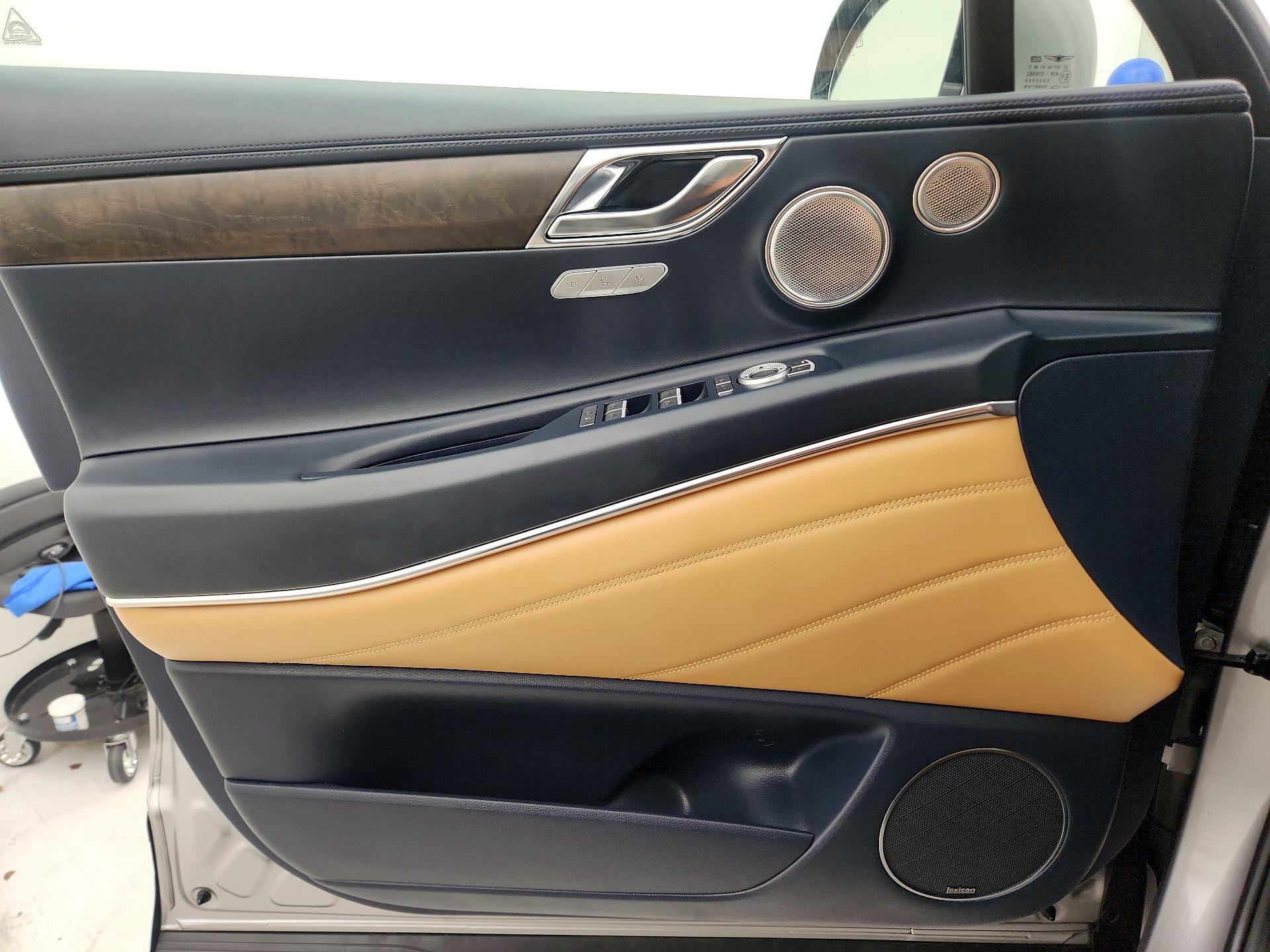 Thumbnail: 2022 Genesis GV80 - 12