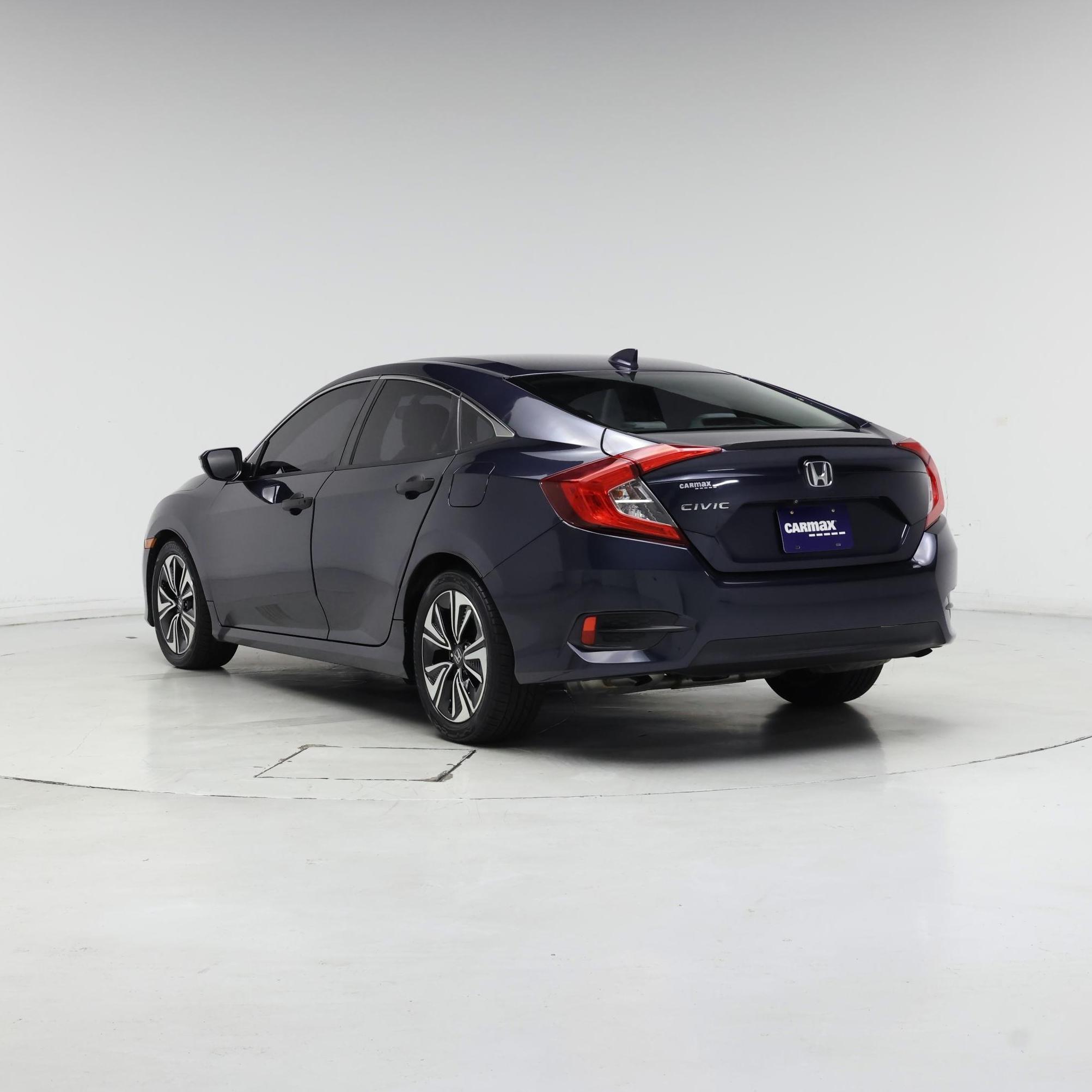 Thumbnail: 2017 Honda Civic - 2