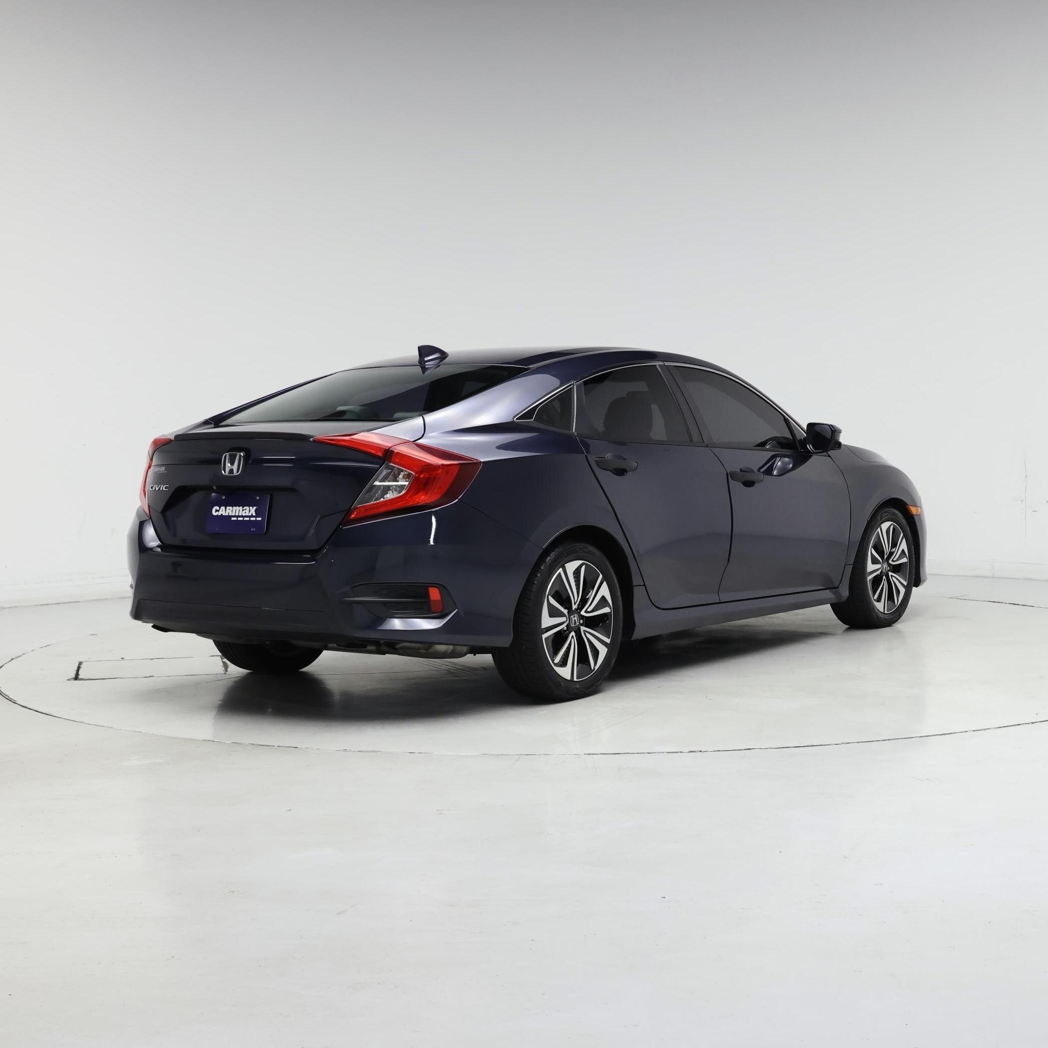 Thumbnail: 2017 Honda Civic - 8