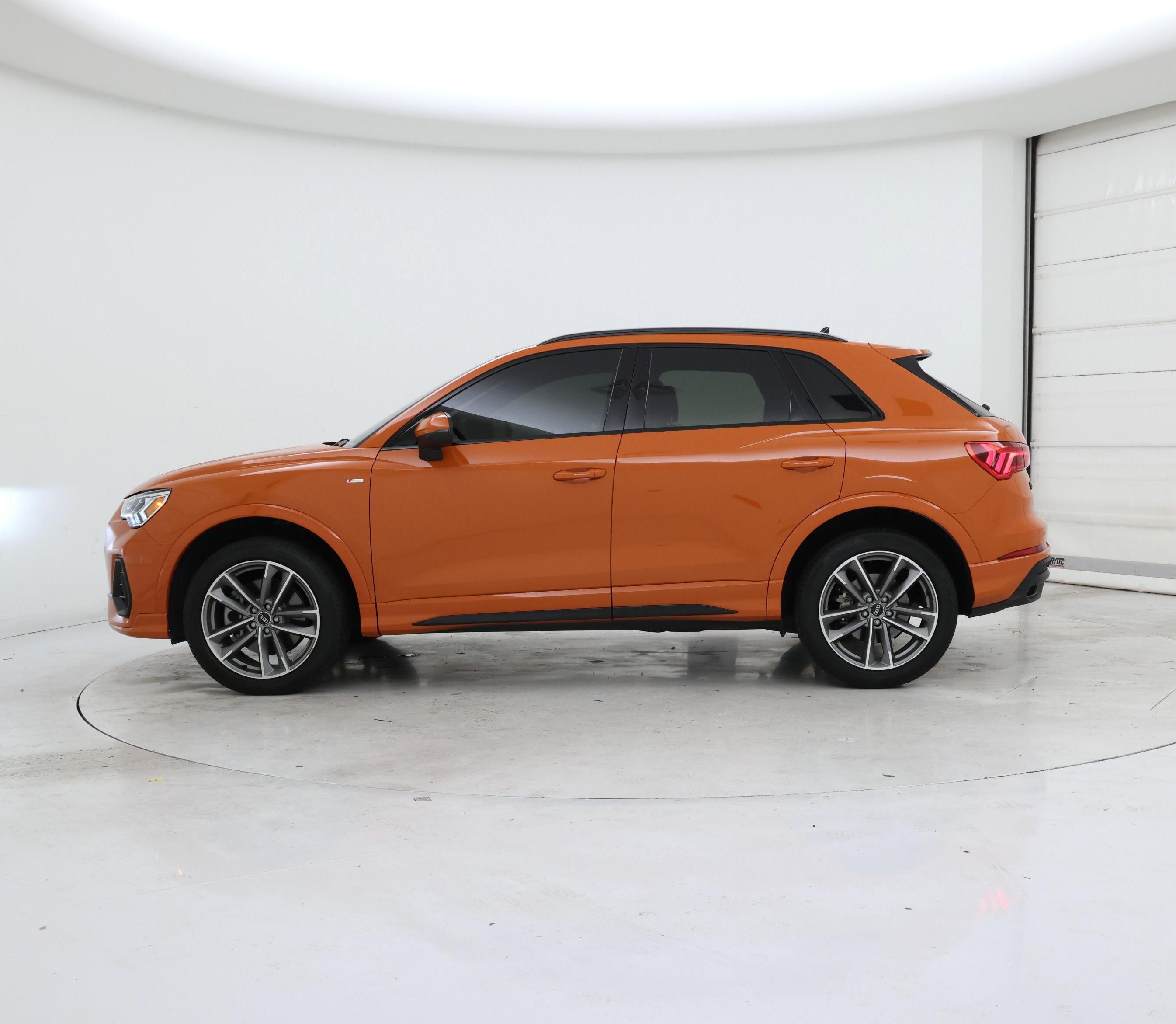 Thumbnail: 2024 Audi Q3 - 3