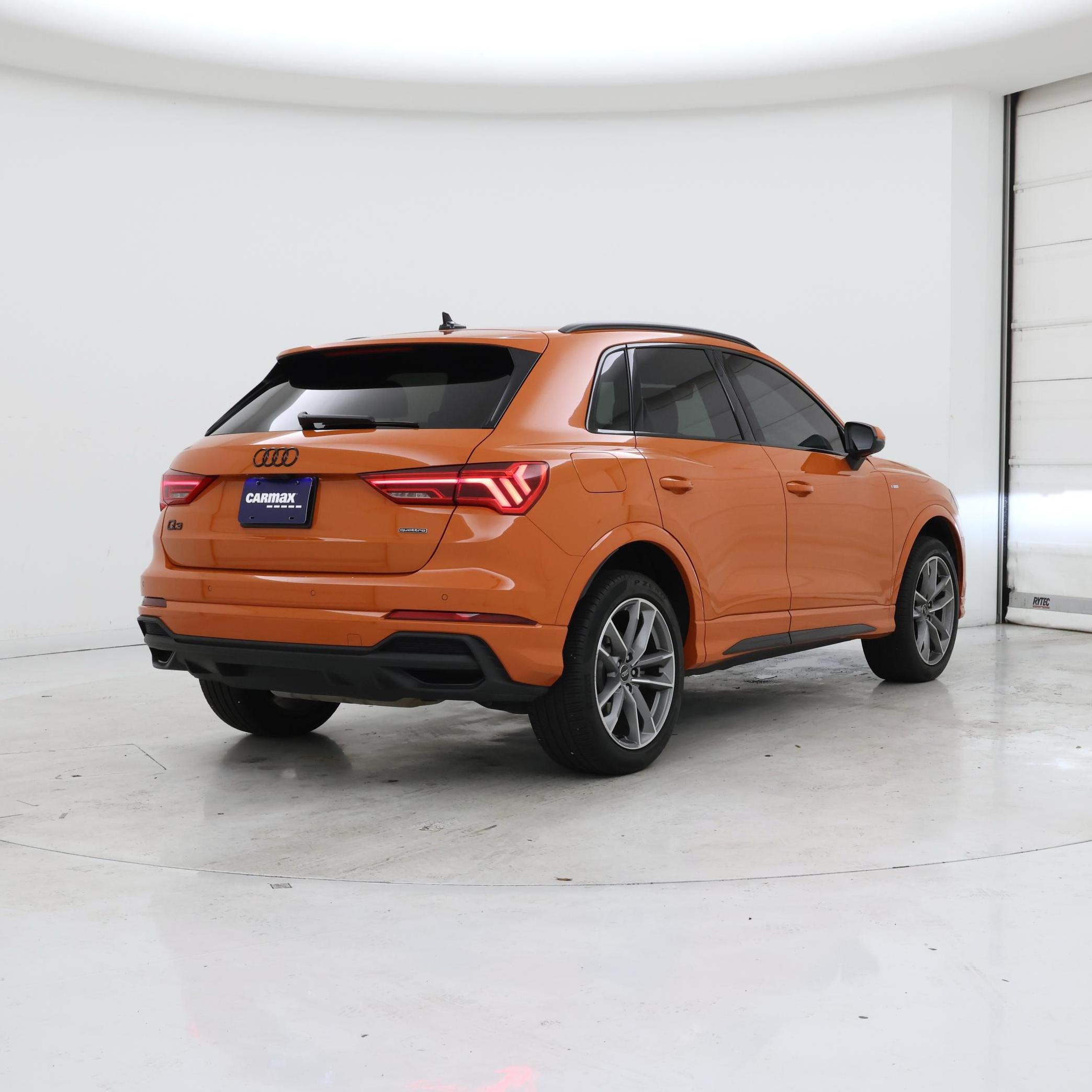 Thumbnail: 2024 Audi Q3 - 8
