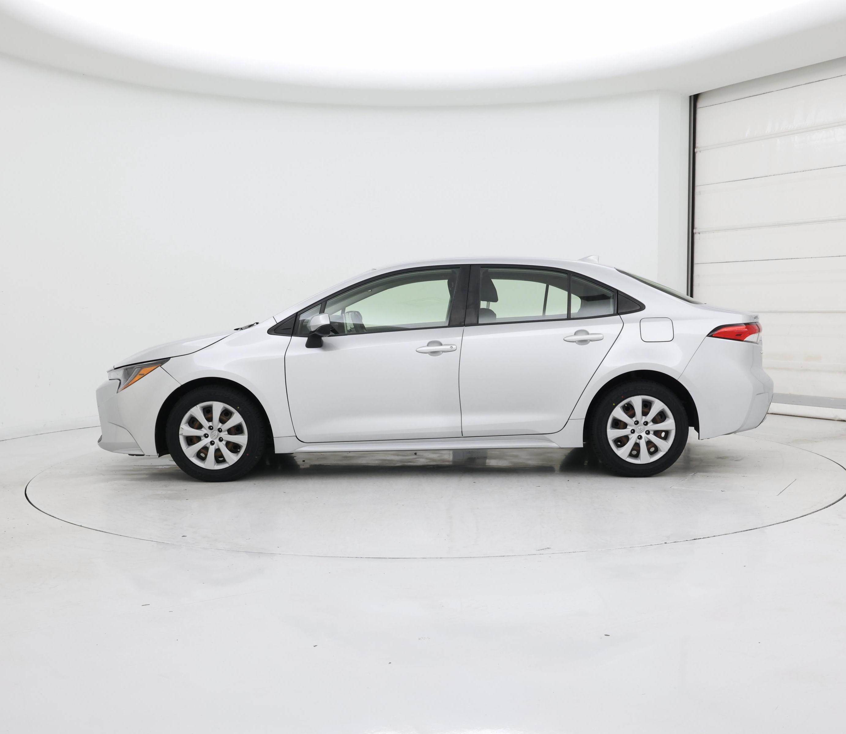 Thumbnail: 2021 Toyota Corolla - 3