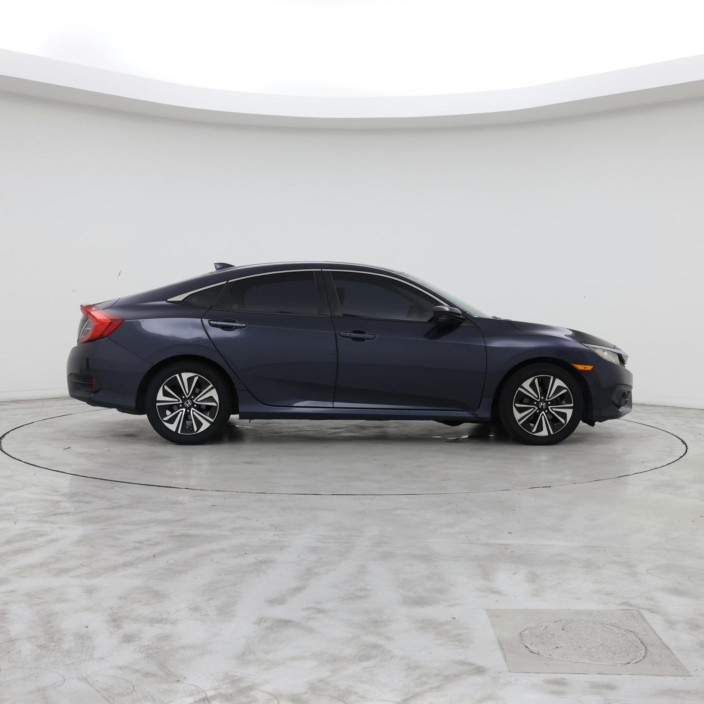 Thumbnail: 2017 Honda Civic - 7