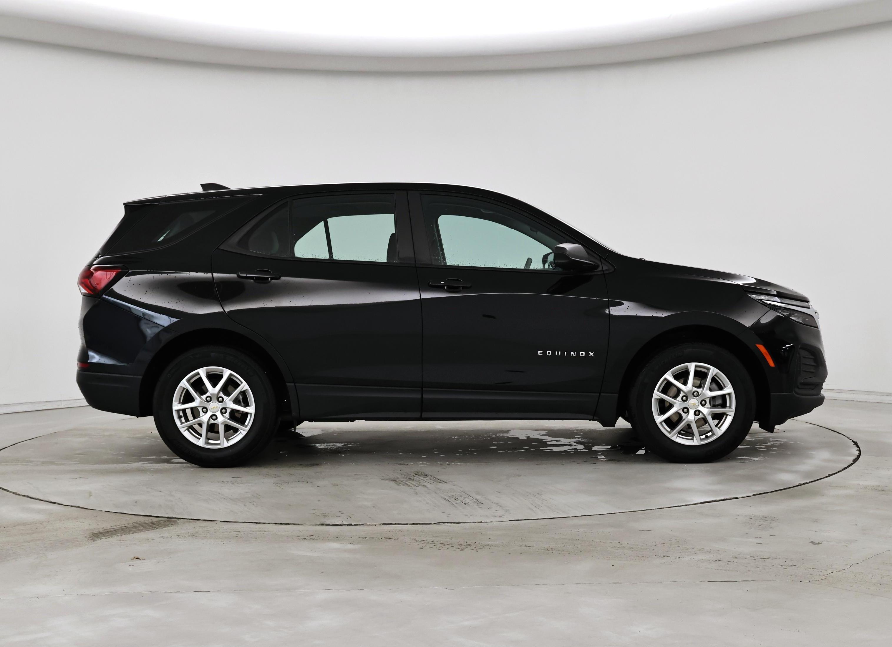 Thumbnail: 2023 Chevrolet Equinox - 7