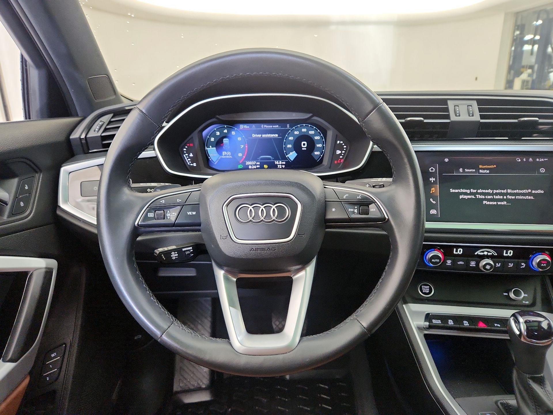 Thumbnail: 2022 Audi Q3 - 10