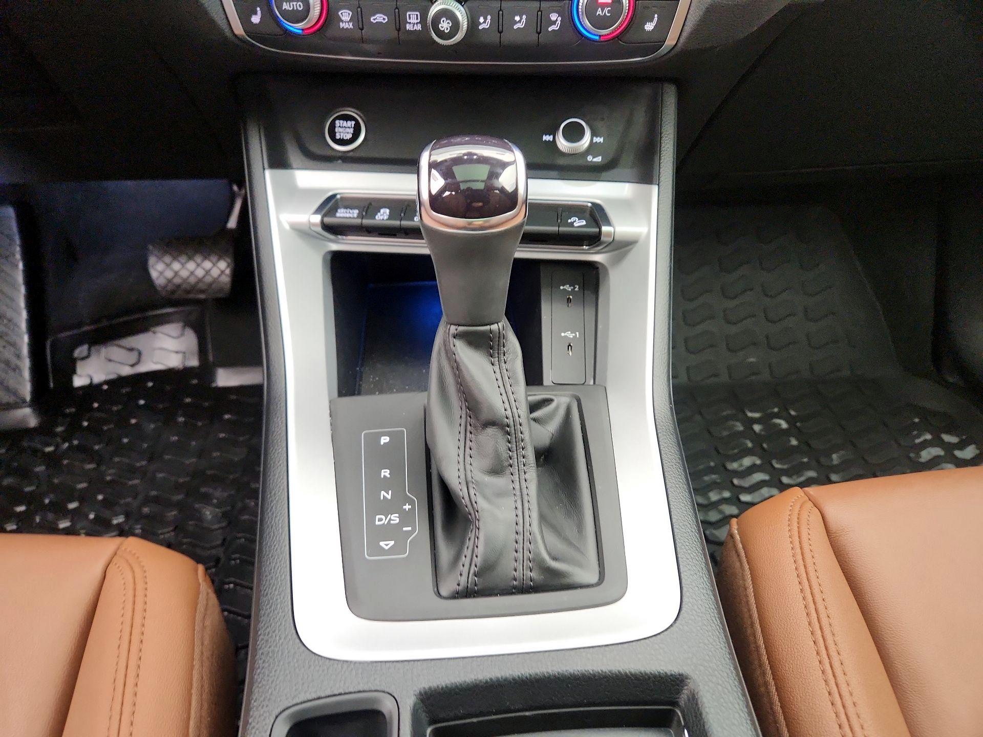 Thumbnail: 2022 Audi Q3 - 17