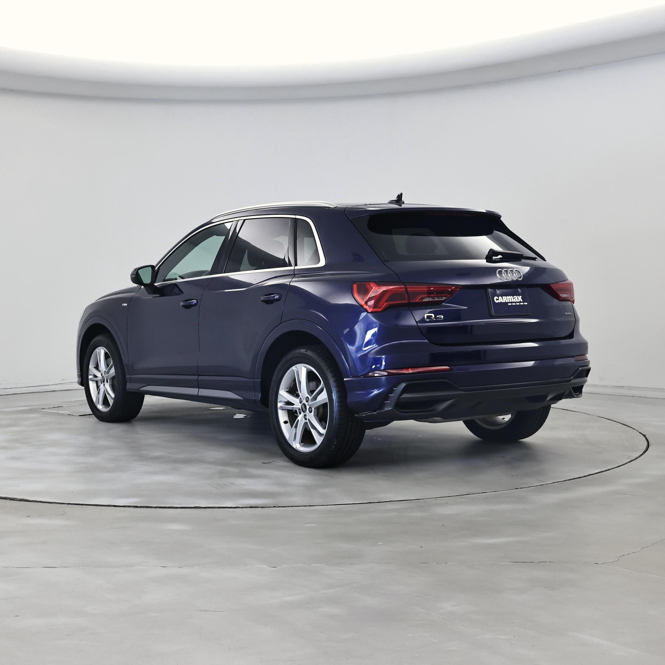 Thumbnail: 2022 Audi Q3 - 2