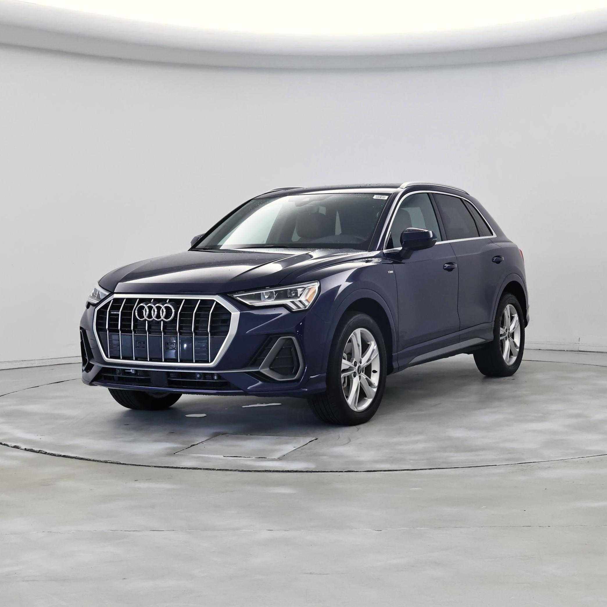 Thumbnail: 2022 Audi Q3 - 4