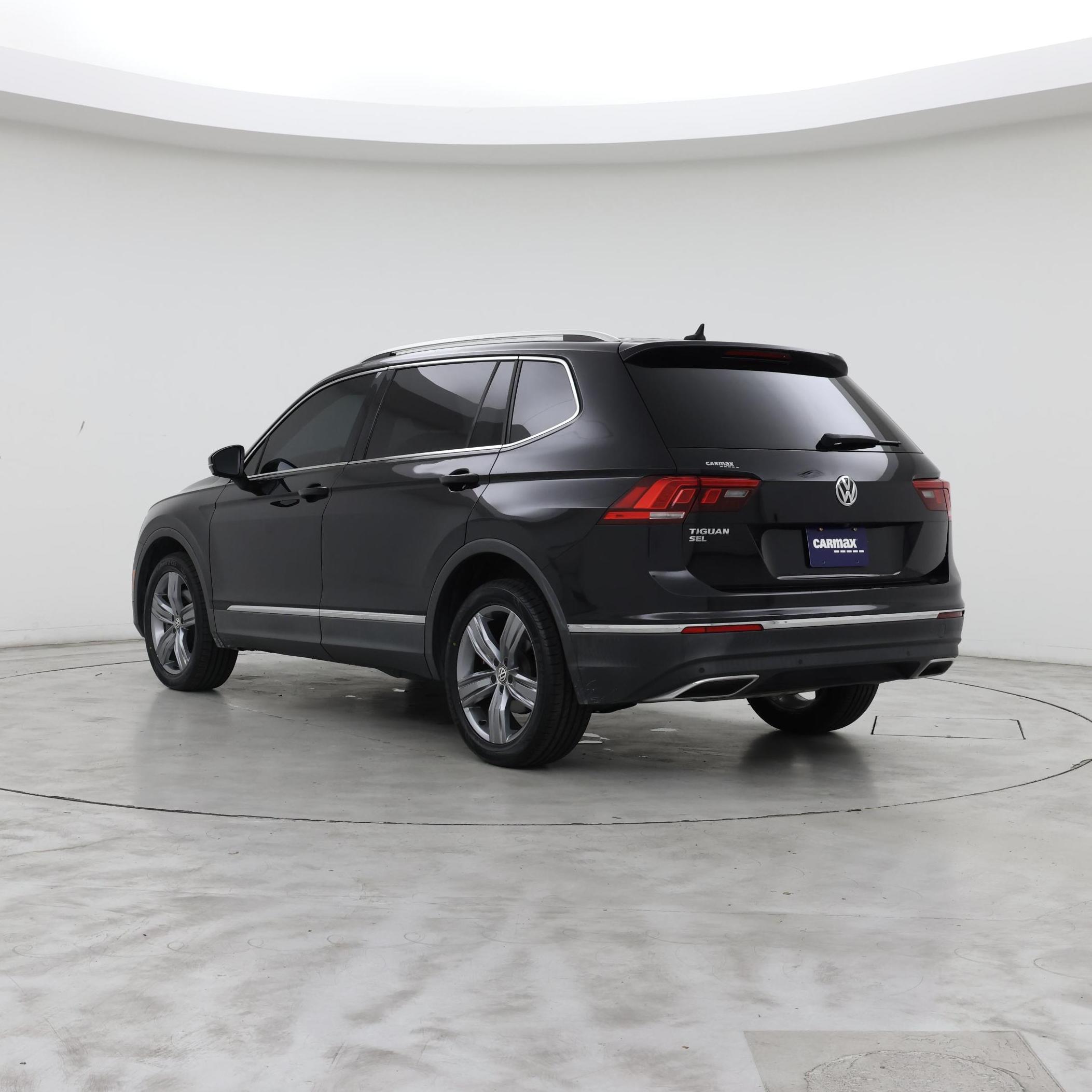 Thumbnail: 2020 Volkswagen Tiguan - 2