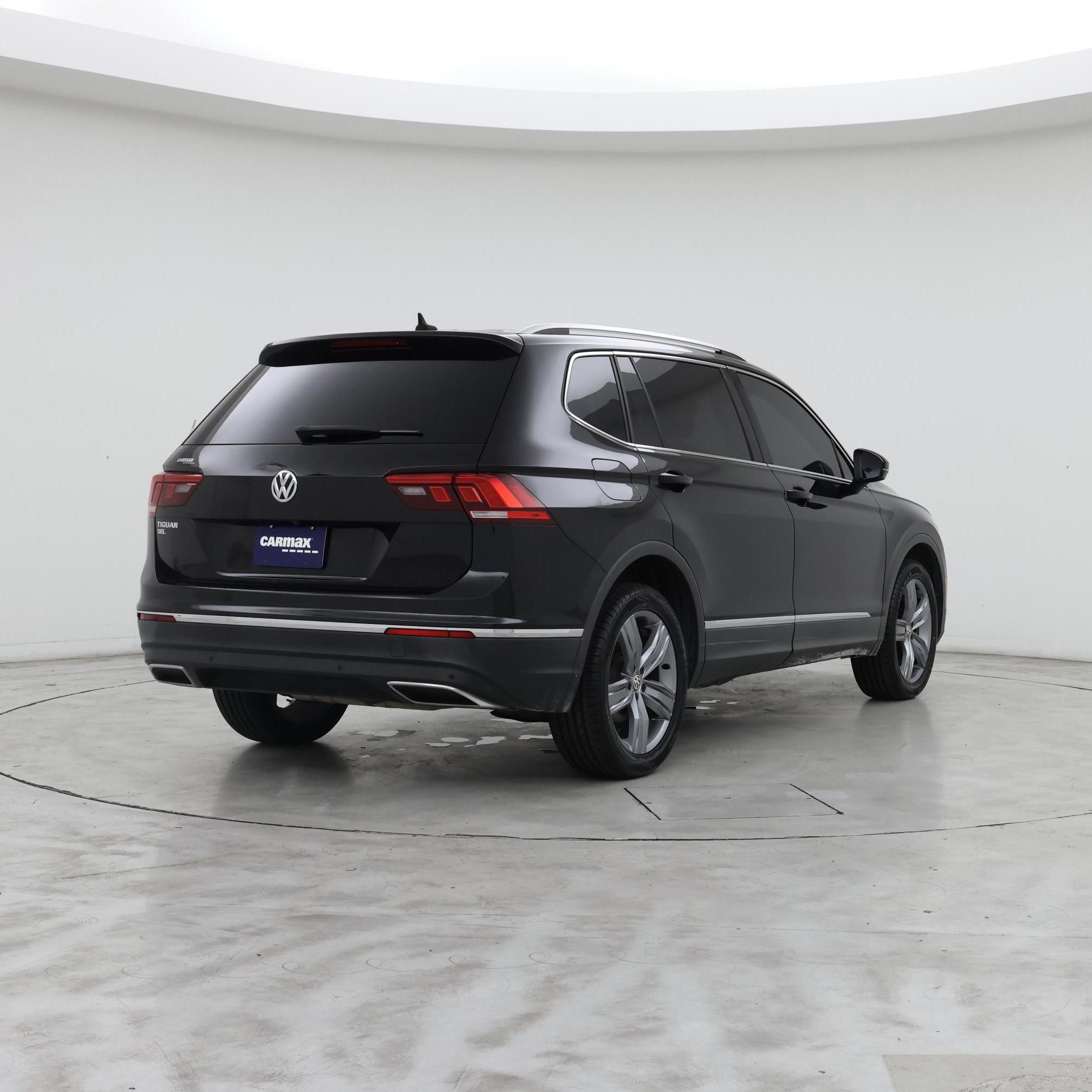 Thumbnail: 2020 Volkswagen Tiguan - 8
