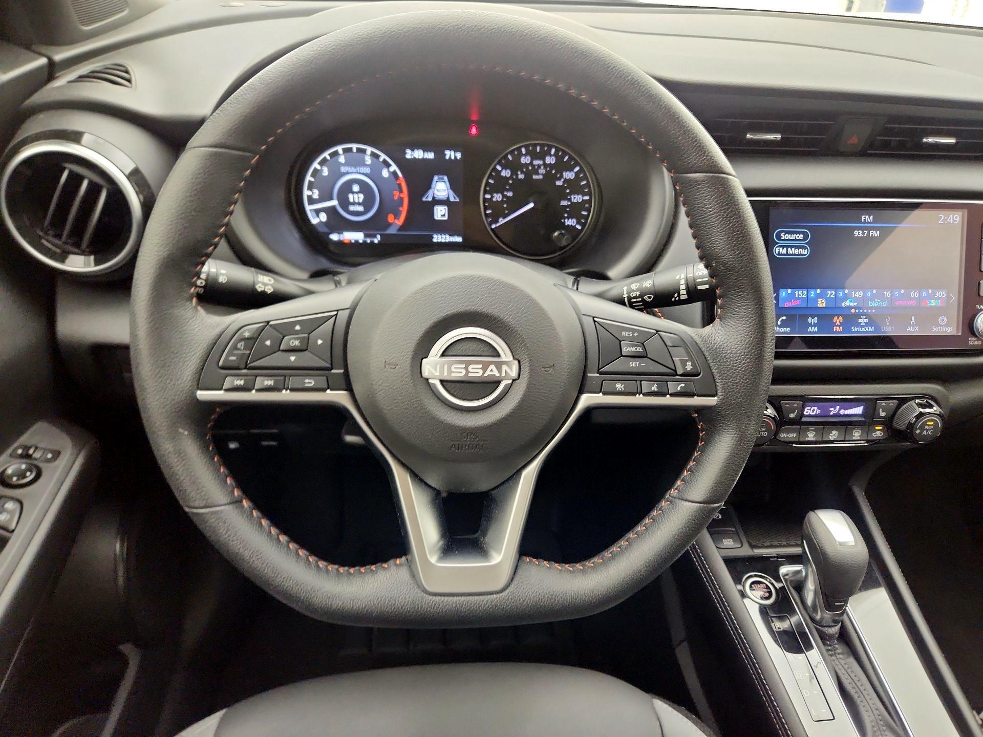 Thumbnail: 2023 Nissan Kicks - 10