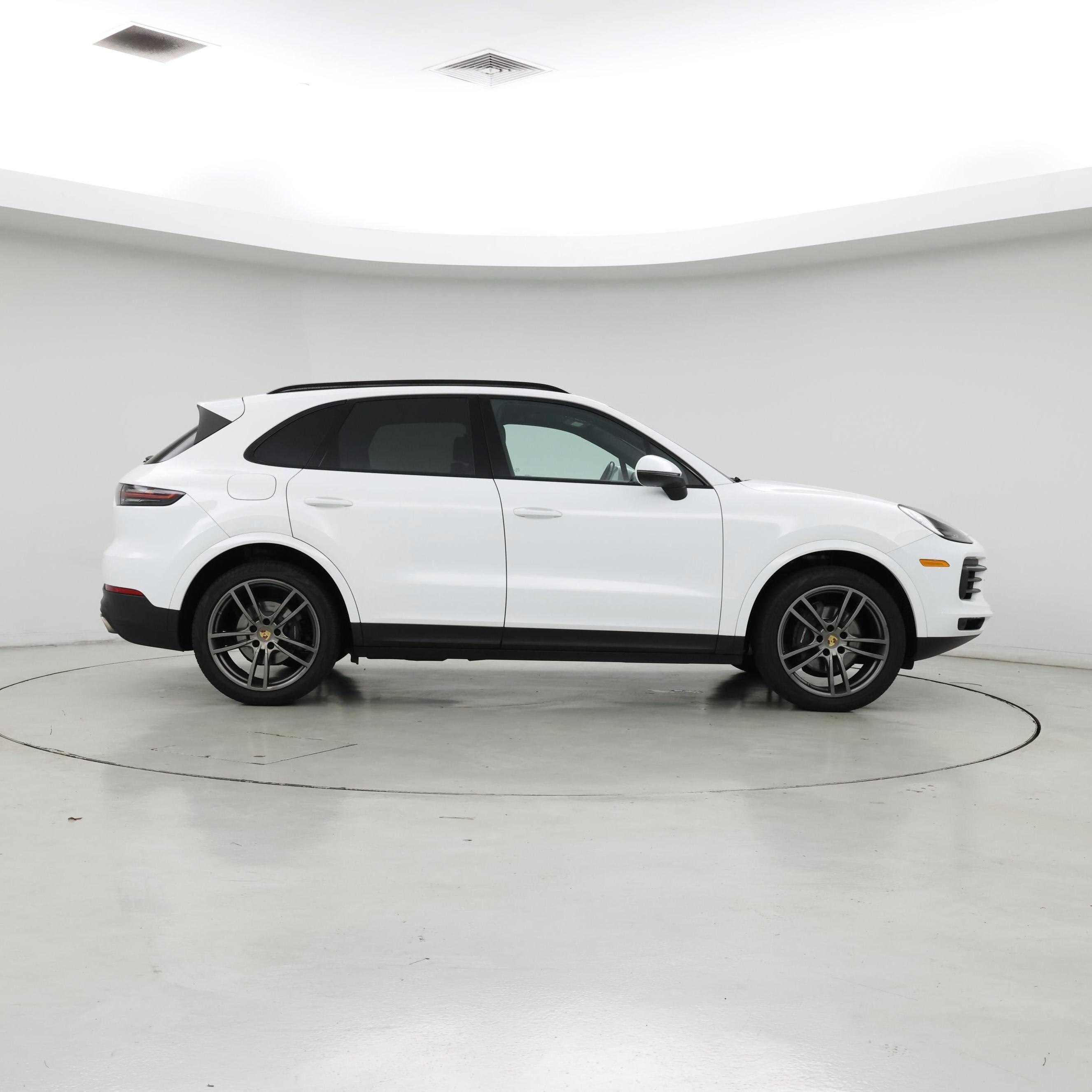 Thumbnail: 2020 Porsche Cayenne - 7