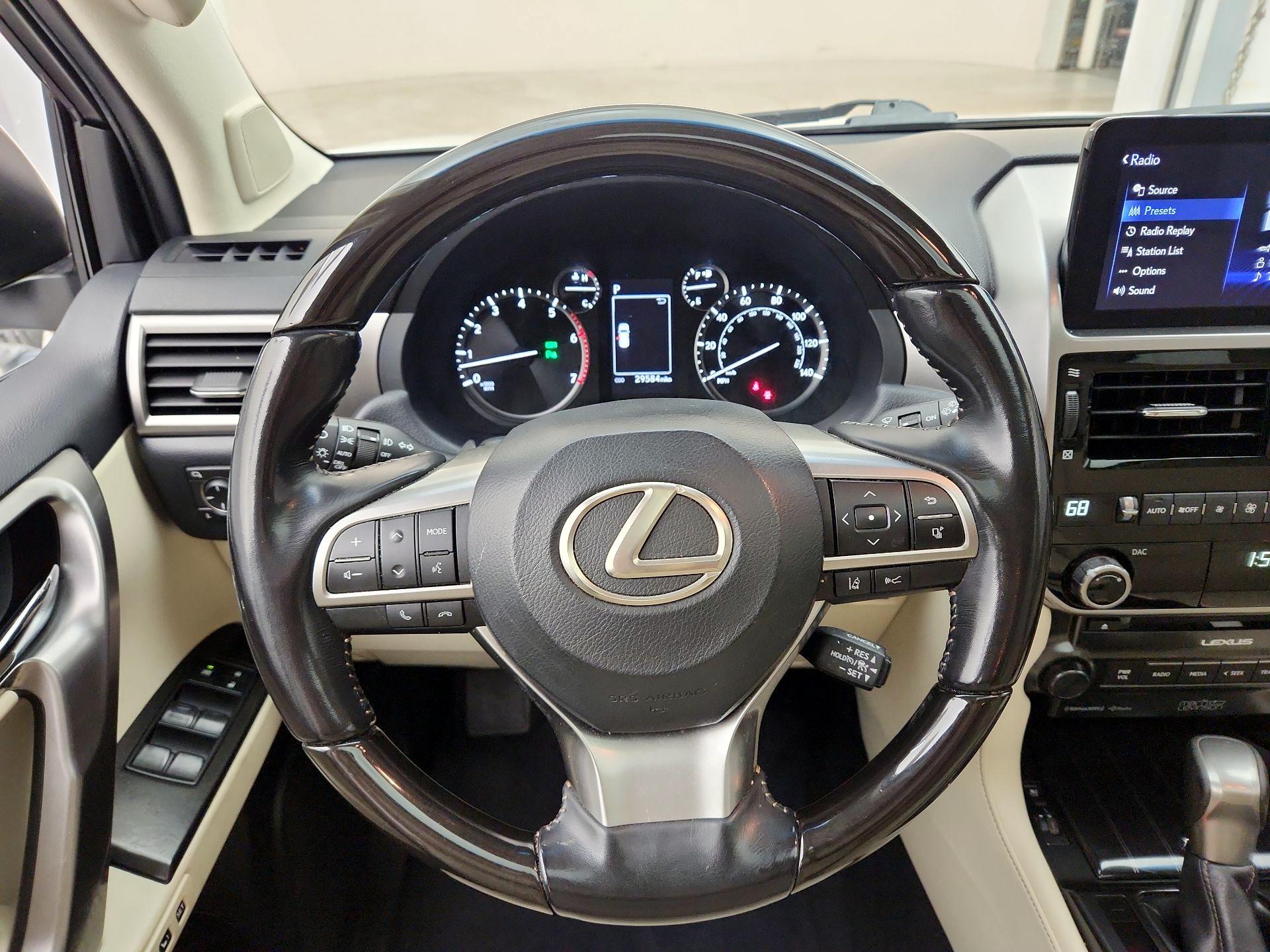 Thumbnail: 2022 Lexus GX - 10