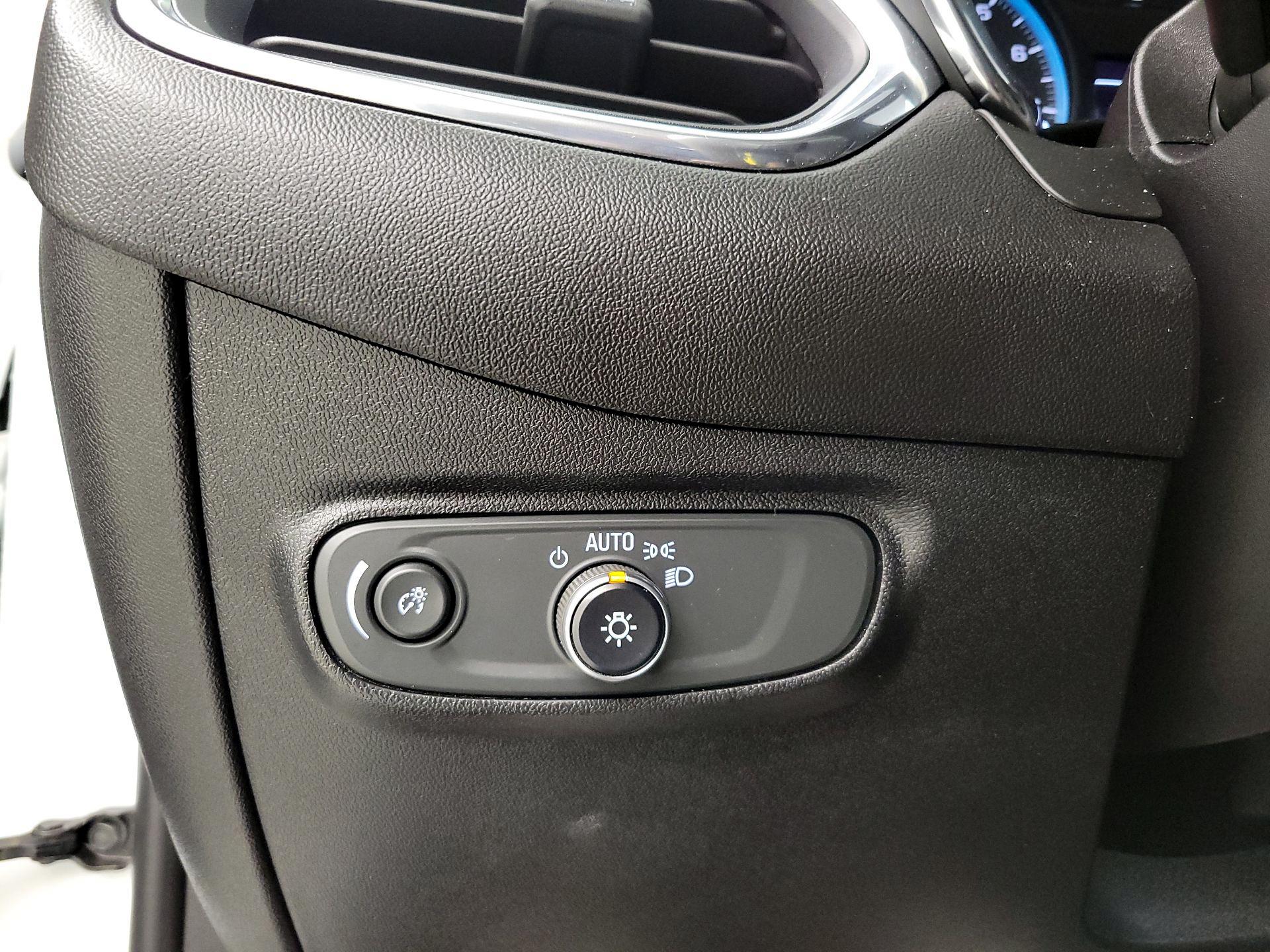 Thumbnail: 2019 Chevrolet Equinox - 13