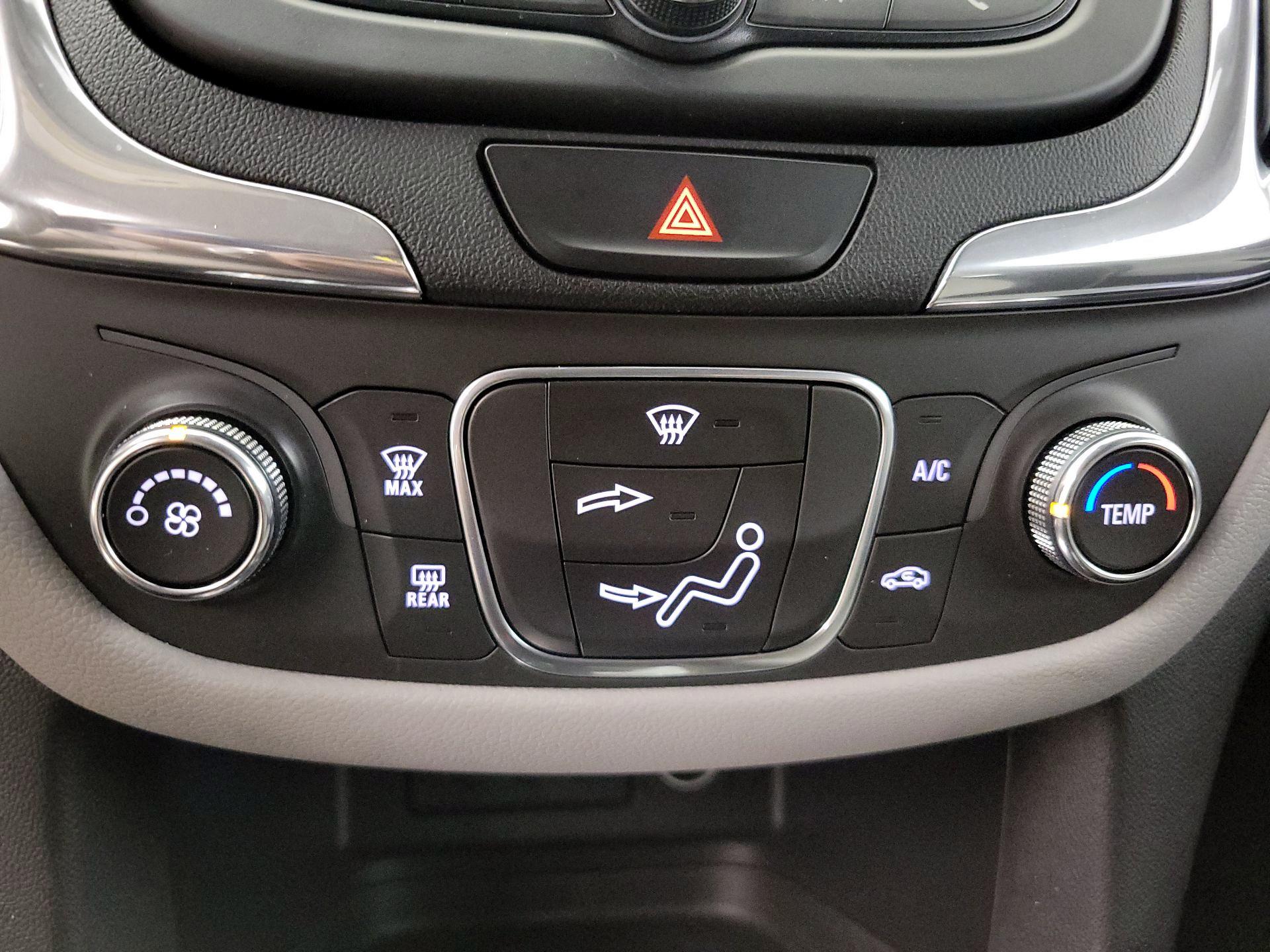 Thumbnail: 2019 Chevrolet Equinox - 16