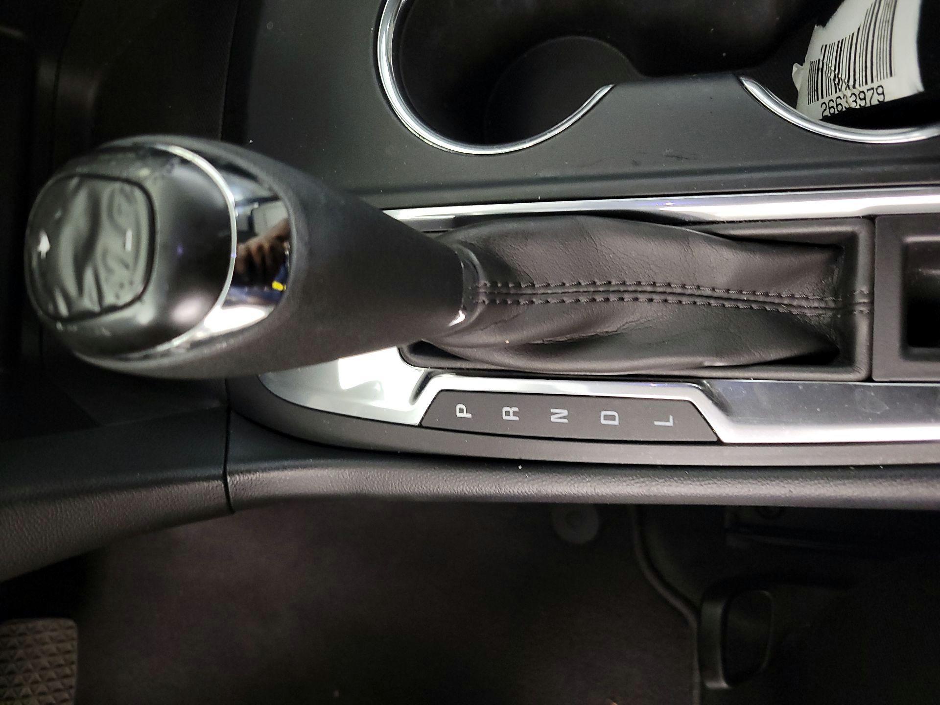 Thumbnail: 2019 Chevrolet Equinox - 17