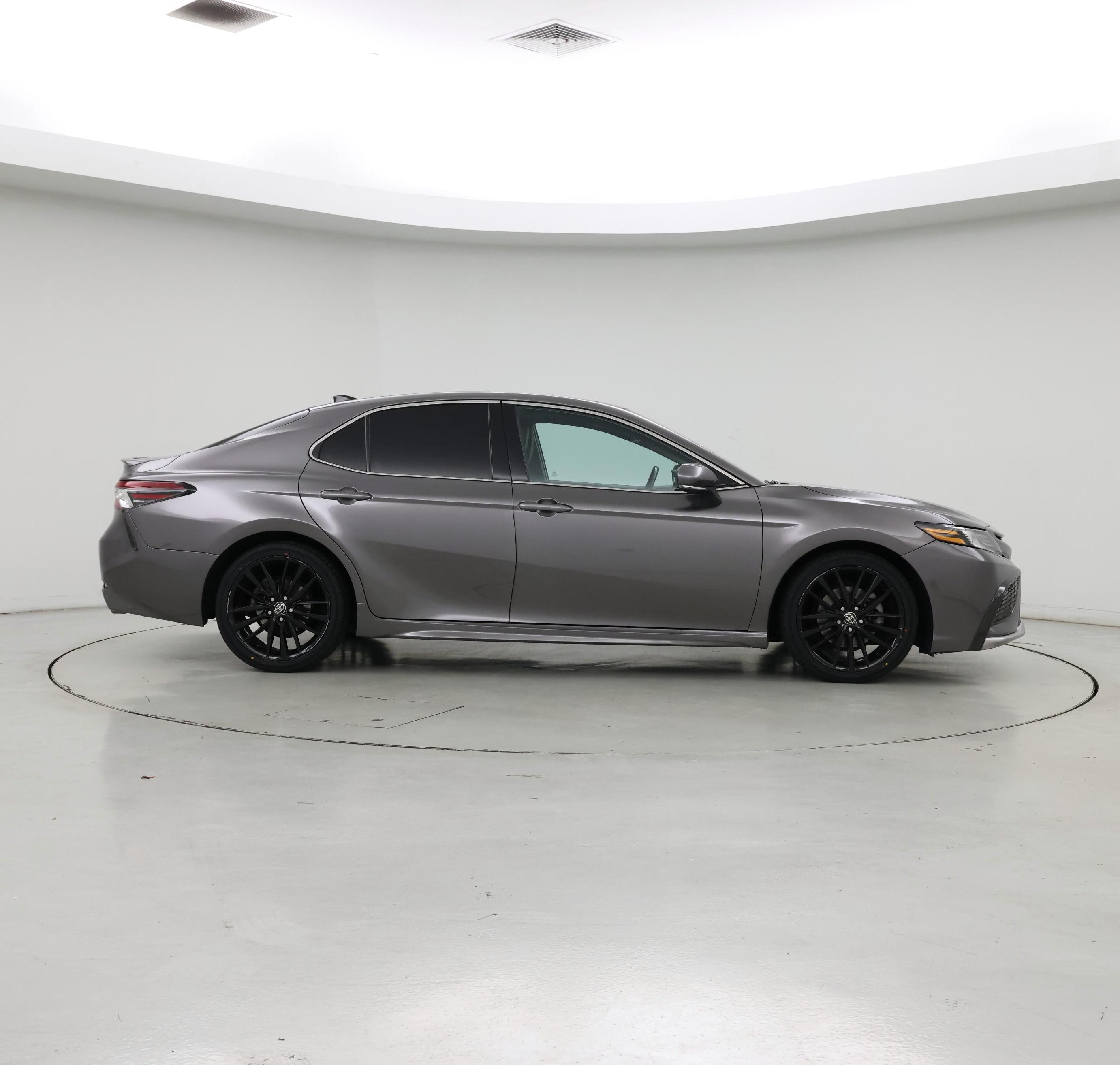 Thumbnail: 2022 Toyota Camry - 7