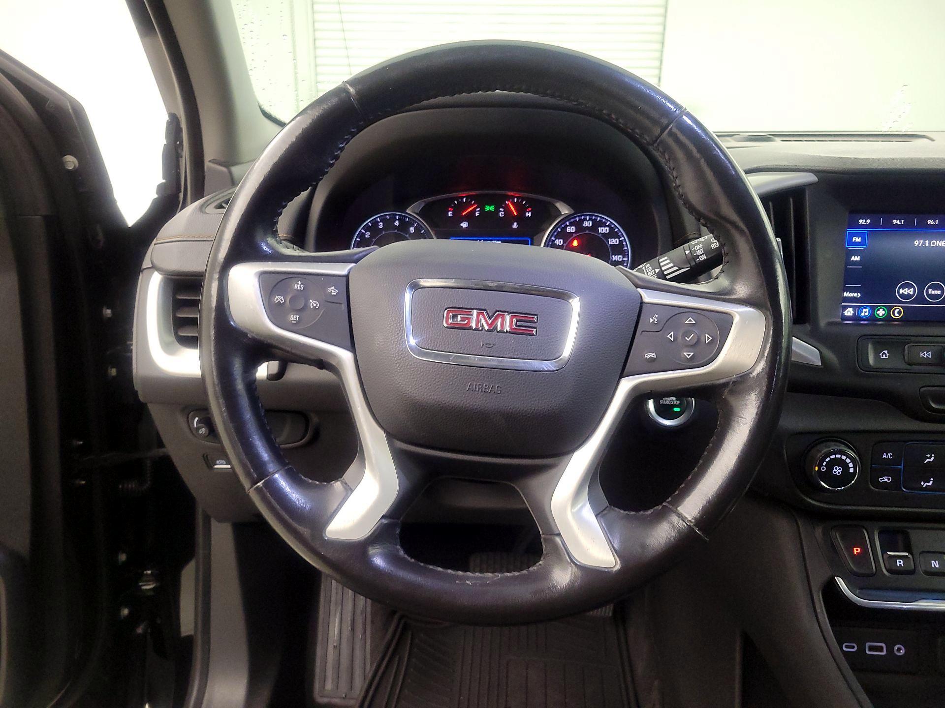Thumbnail: 2020 GMC Terrain - 10