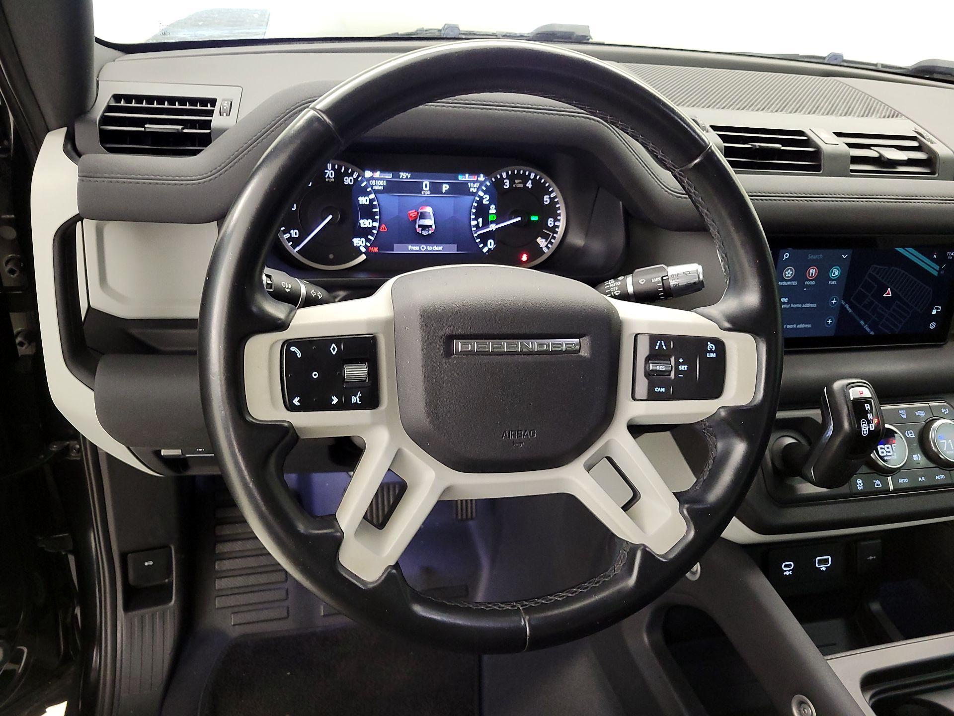 Thumbnail: 2022 Land Rover Defender - 10