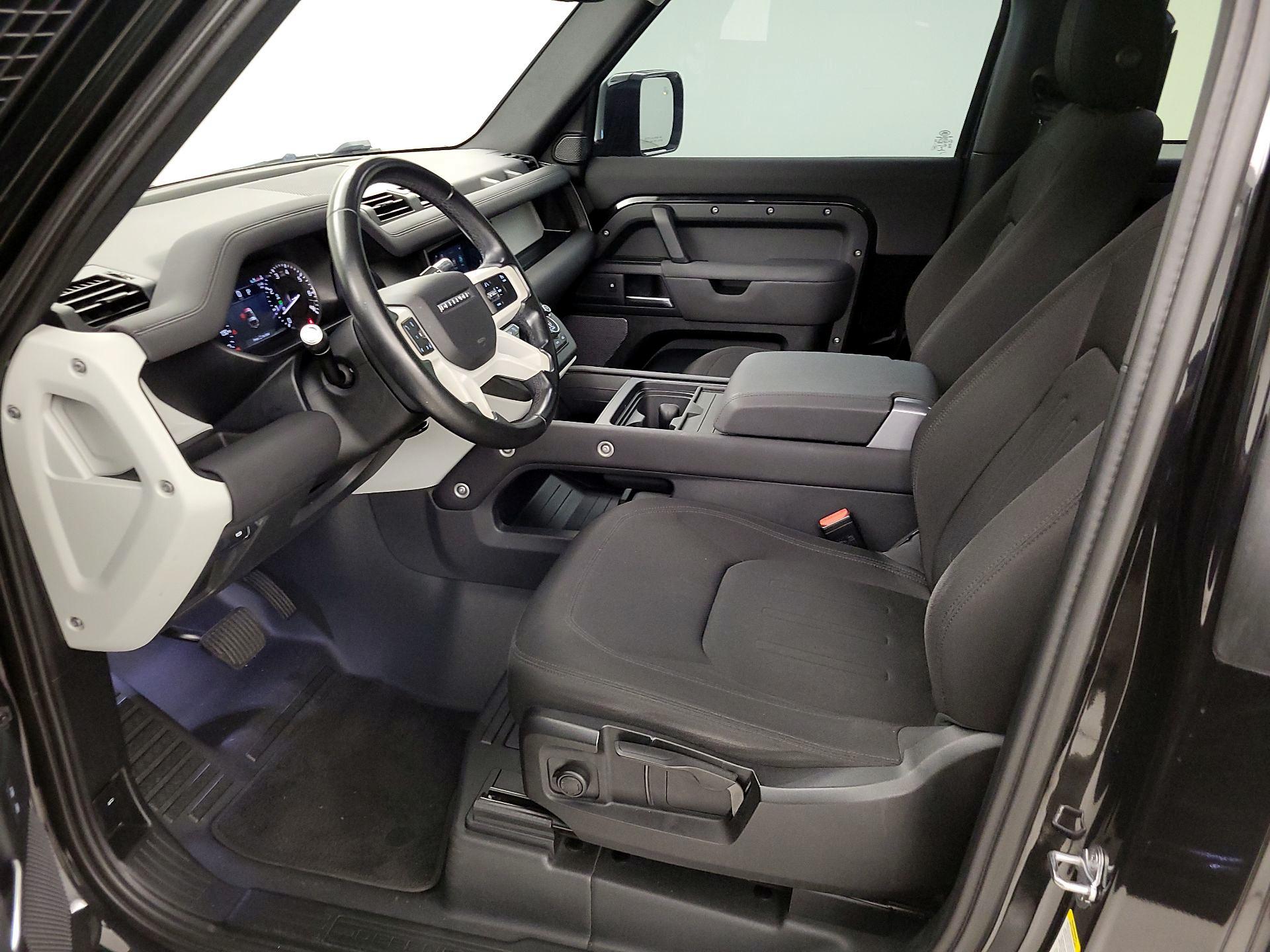Thumbnail: 2022 Land Rover Defender - 11