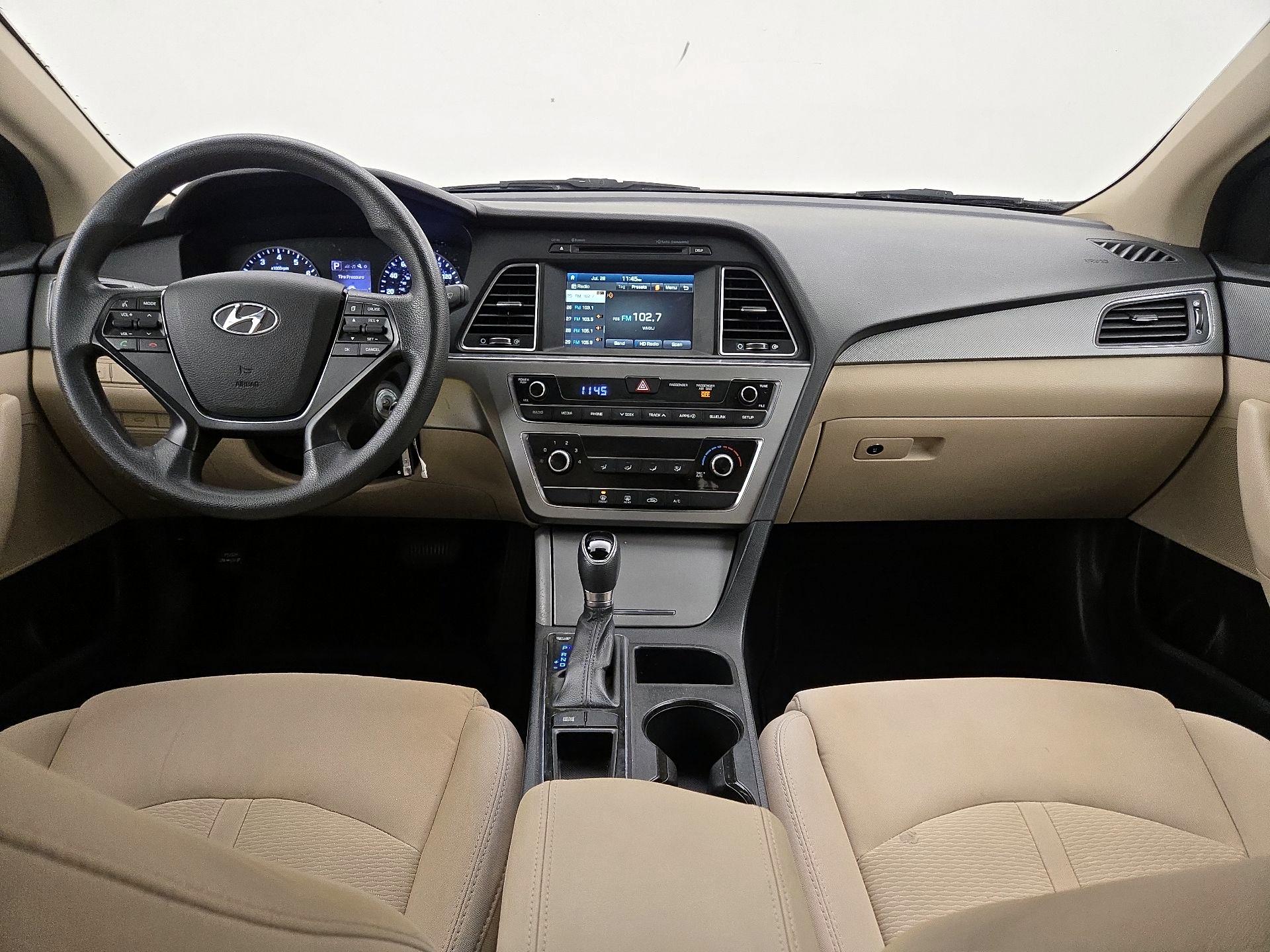 Thumbnail: 2016 Hyundai Sonata - 9