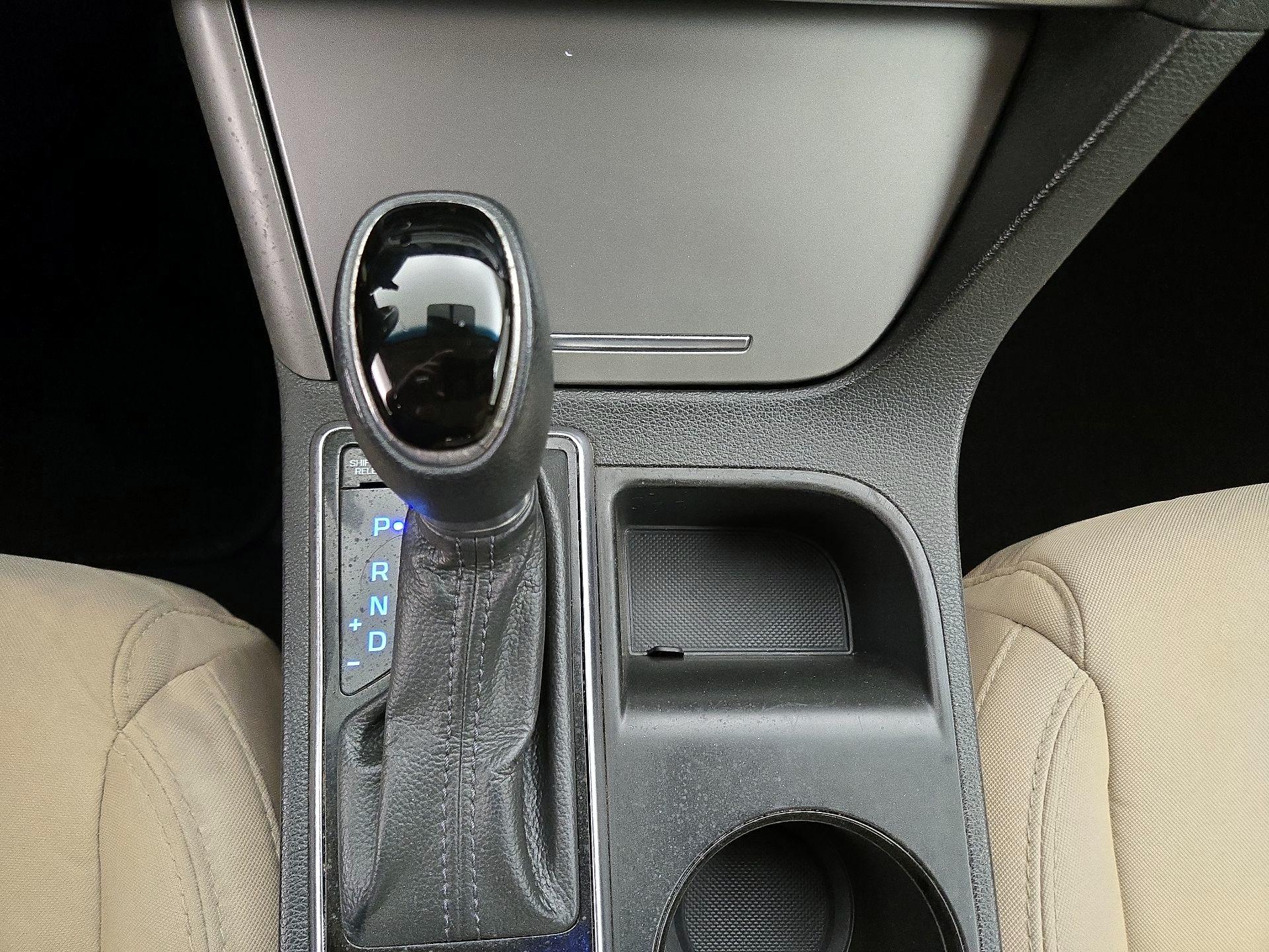 Thumbnail: 2016 Hyundai Sonata - 17