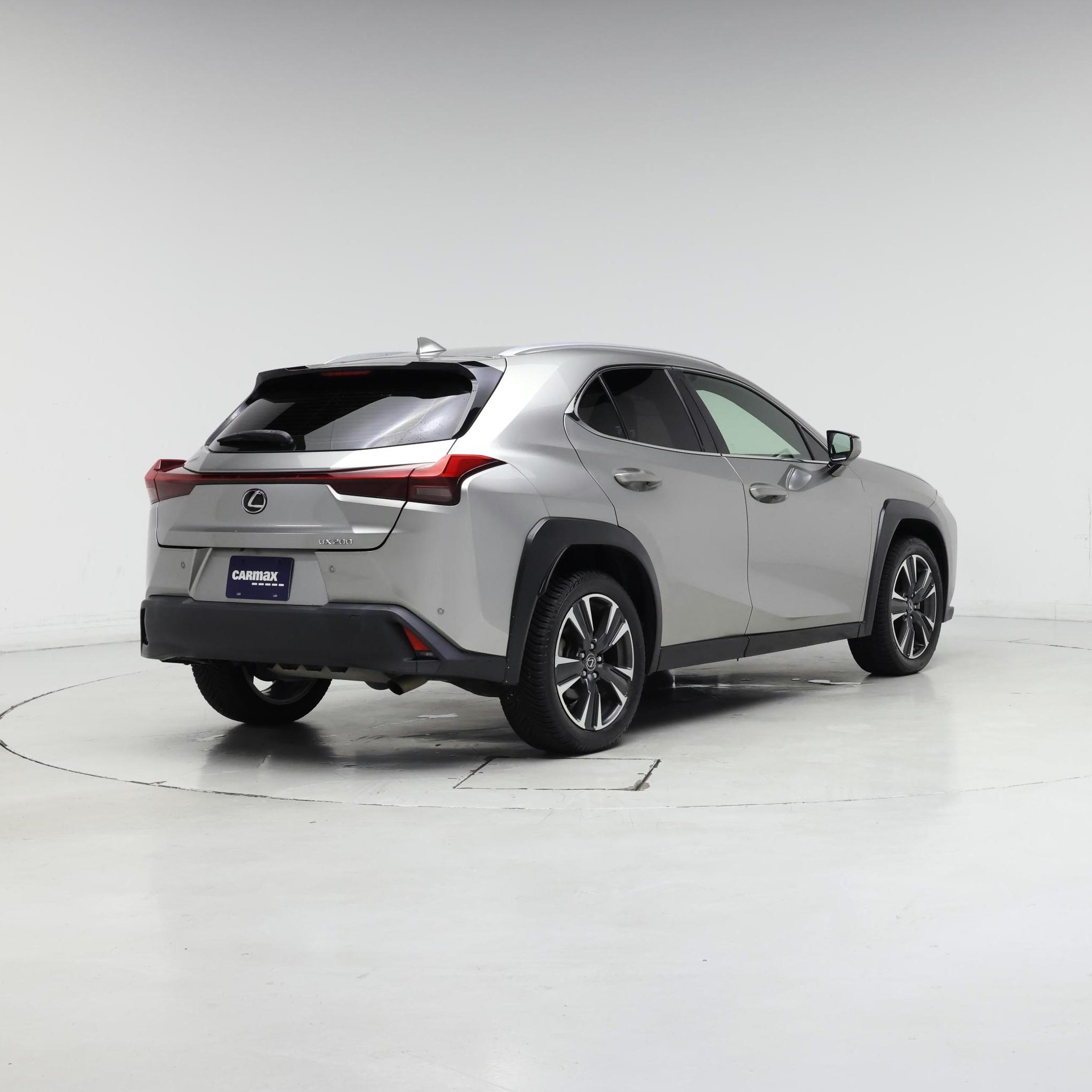 Thumbnail: 2019 Lexus UX - 8