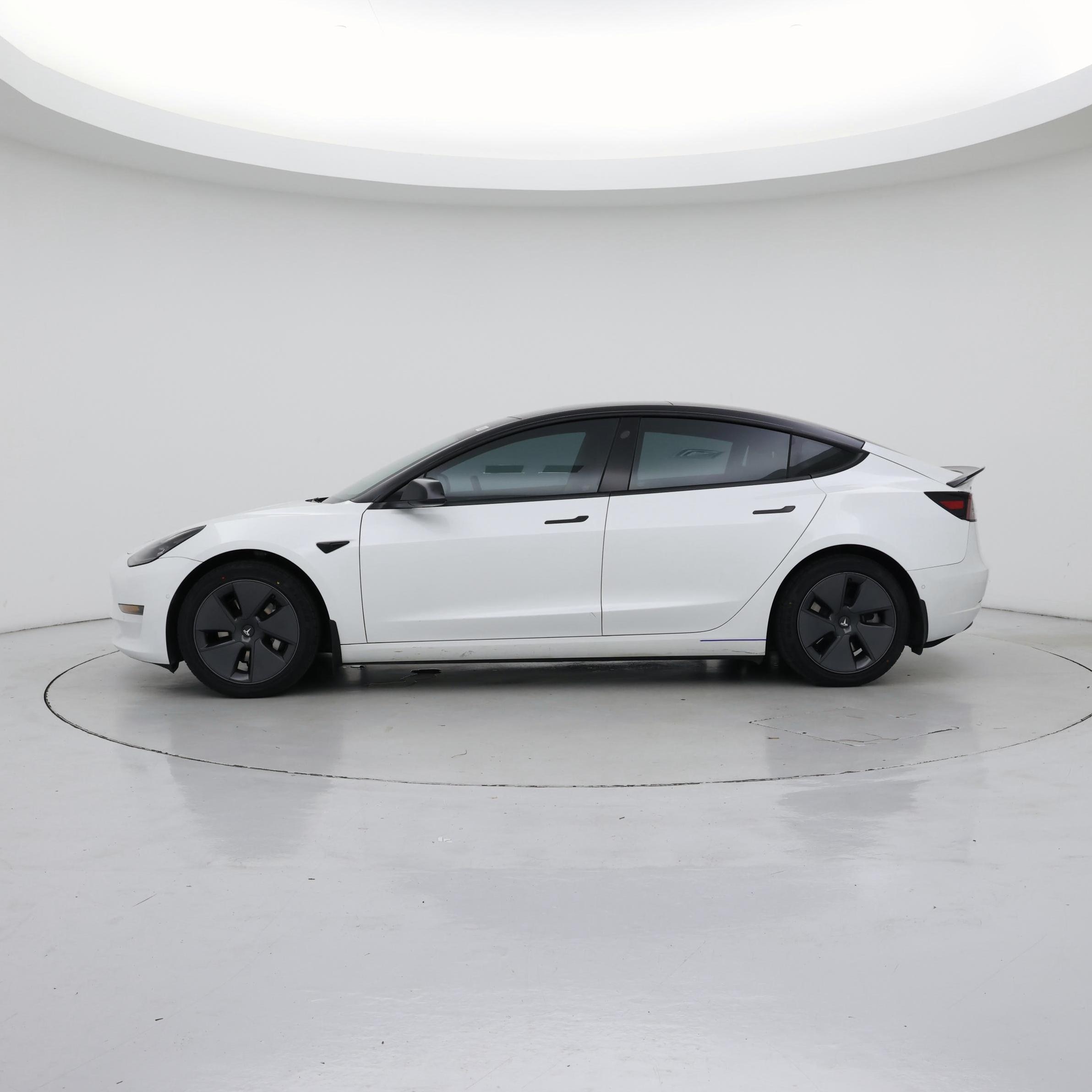 Thumbnail: 2021 Tesla Model 3 - 3
