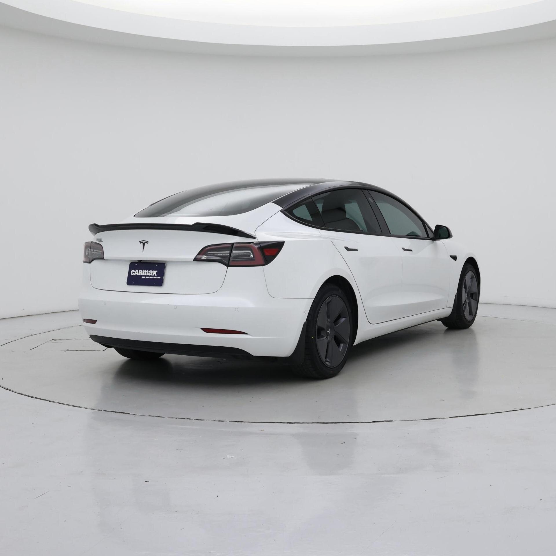 Thumbnail: 2021 Tesla Model 3 - 8