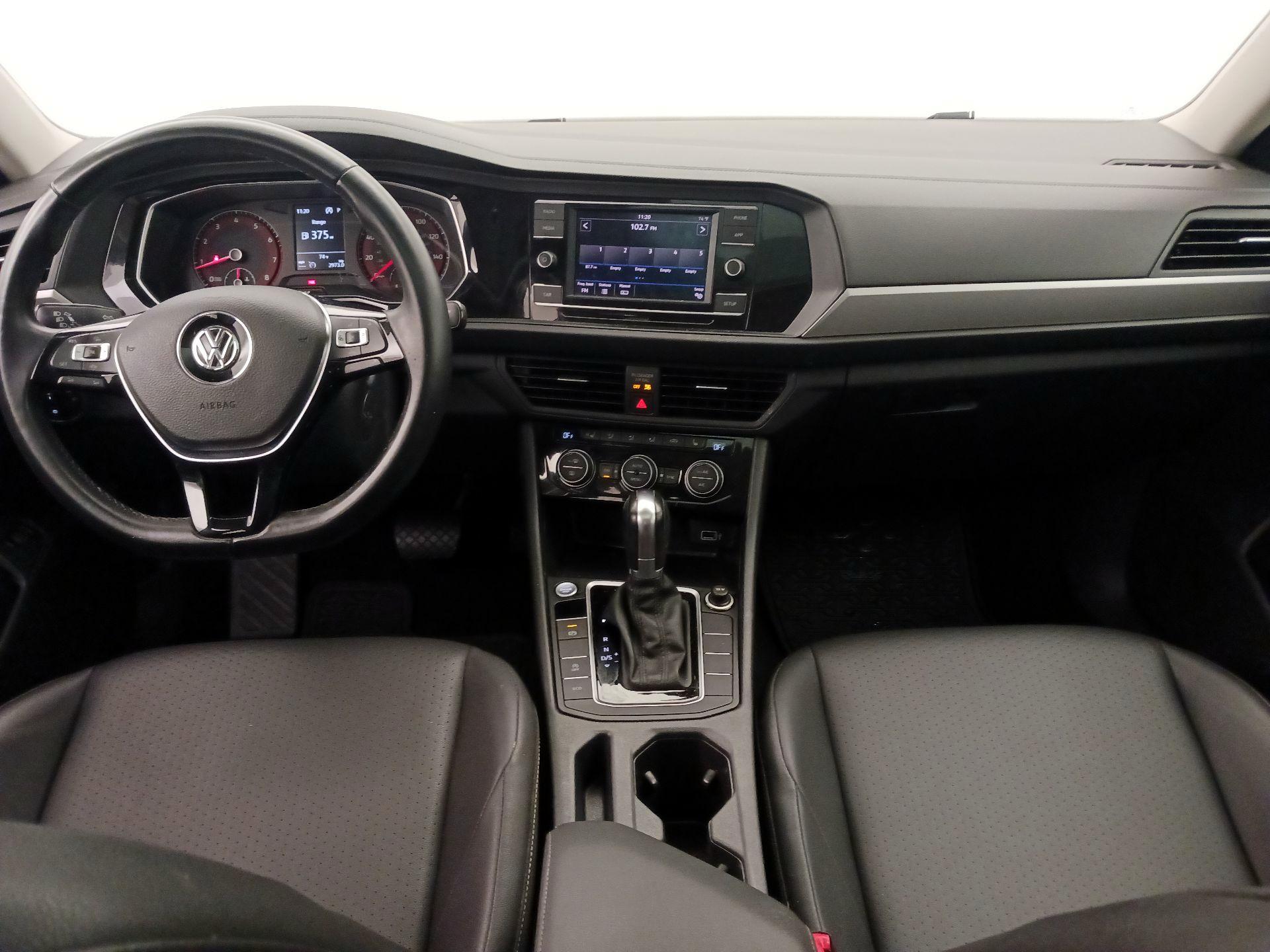 Thumbnail: 2019 Volkswagen Jetta - 9