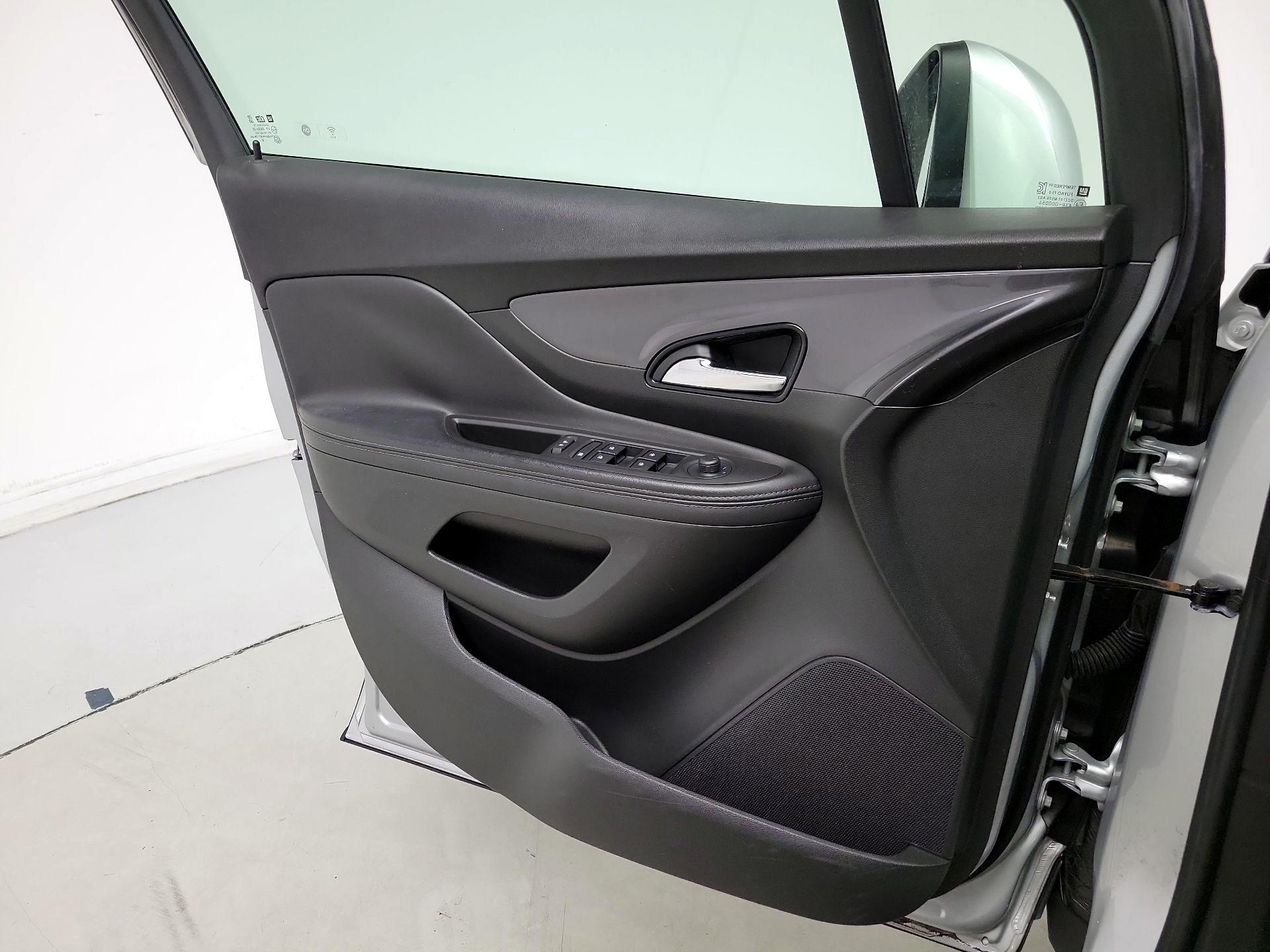 Thumbnail: 2021 Buick Encore - 12